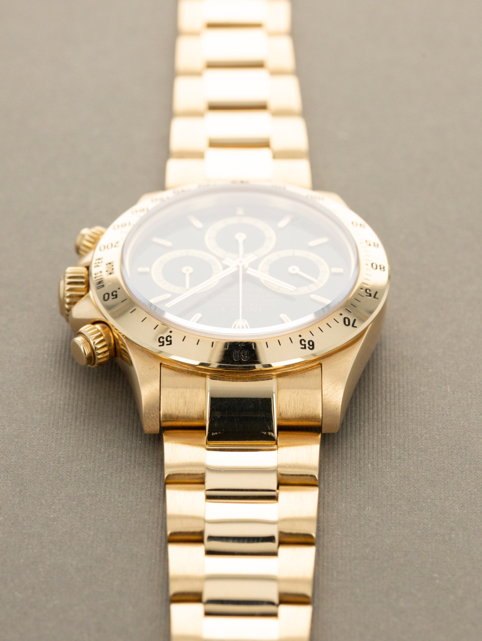 Rolex Daytona Ref. 16528 'Zenith' - Black 'Floating Cosmograph' Dial R-Series