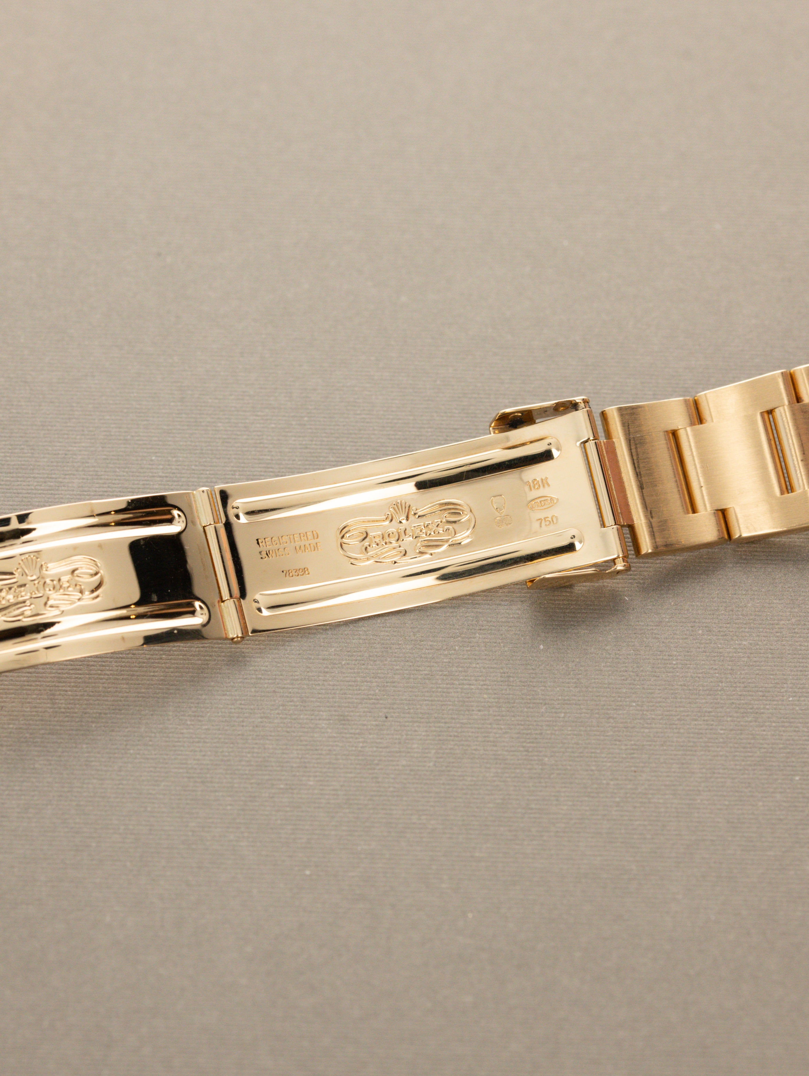 Rolex Daytona Ref. 16528 - 'Inverted 6' Dial