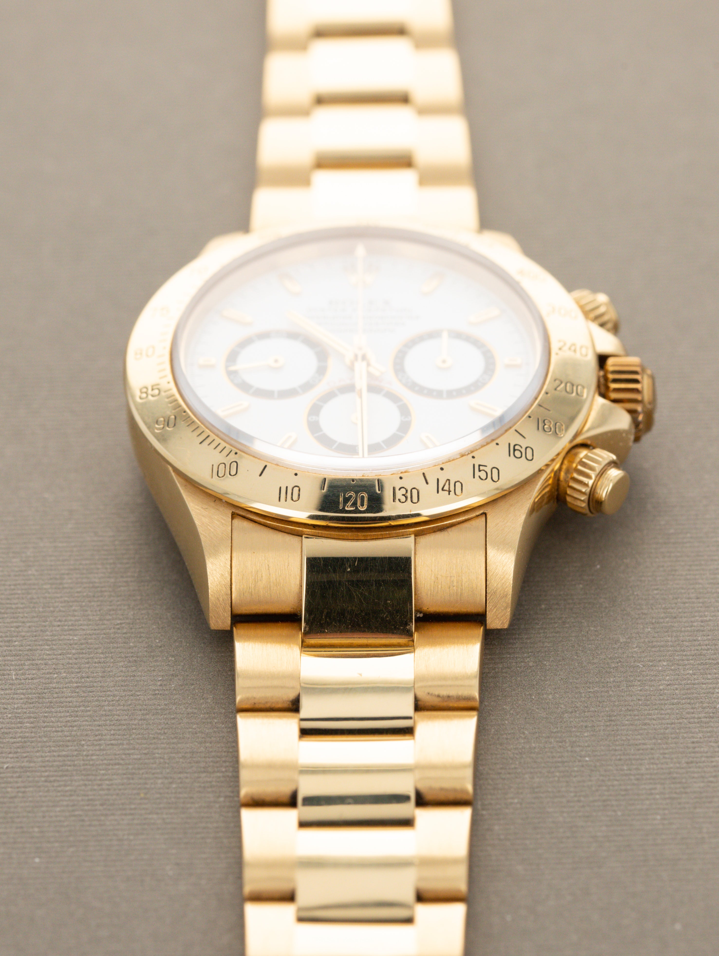 Rolex Daytona Ref. 16528 - 'Inverted 6' Dial