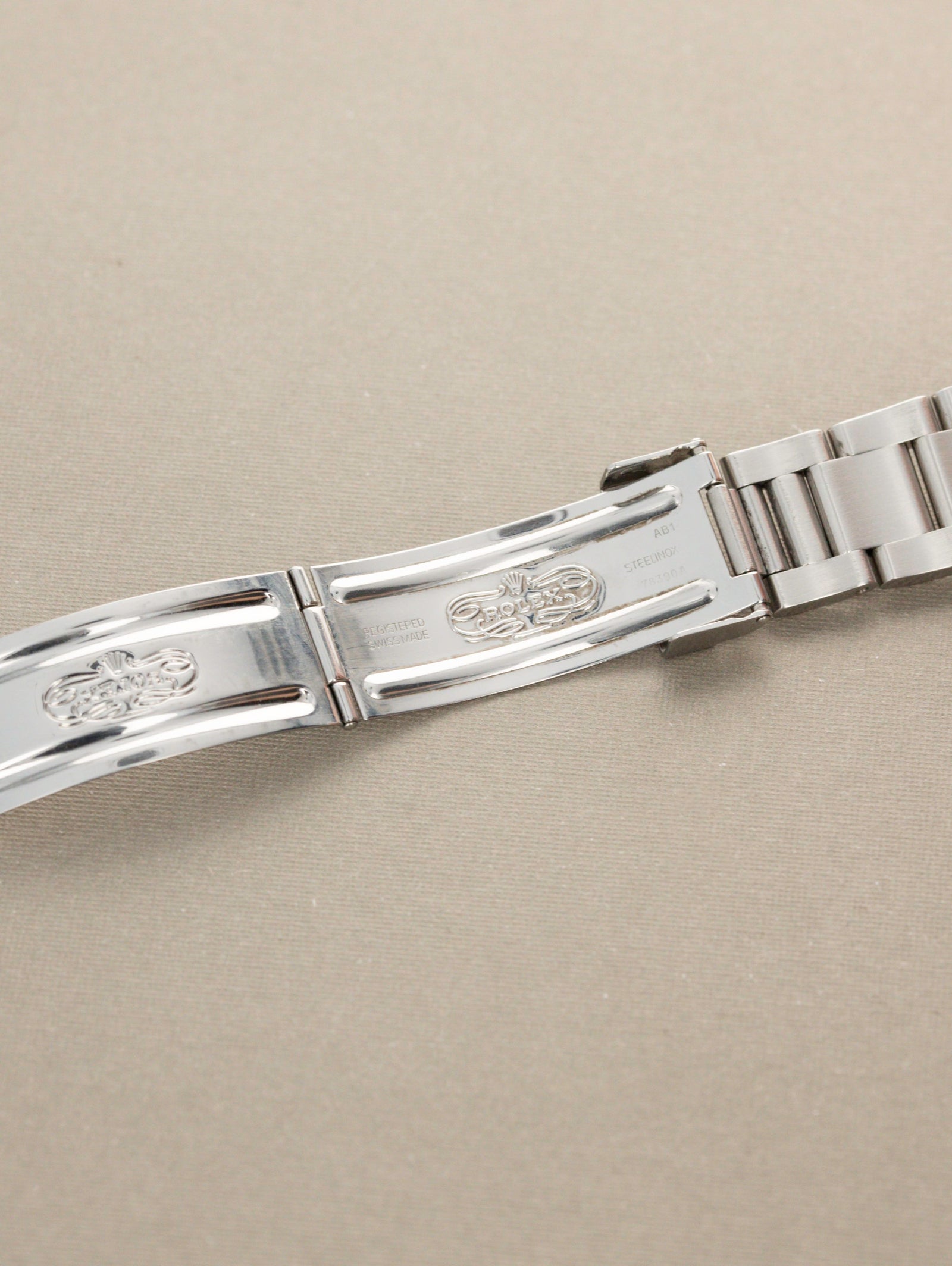 Rolex 'Zenith' Daytona Ref. 16520 - Mint Unpolished, with Boxes & Papers