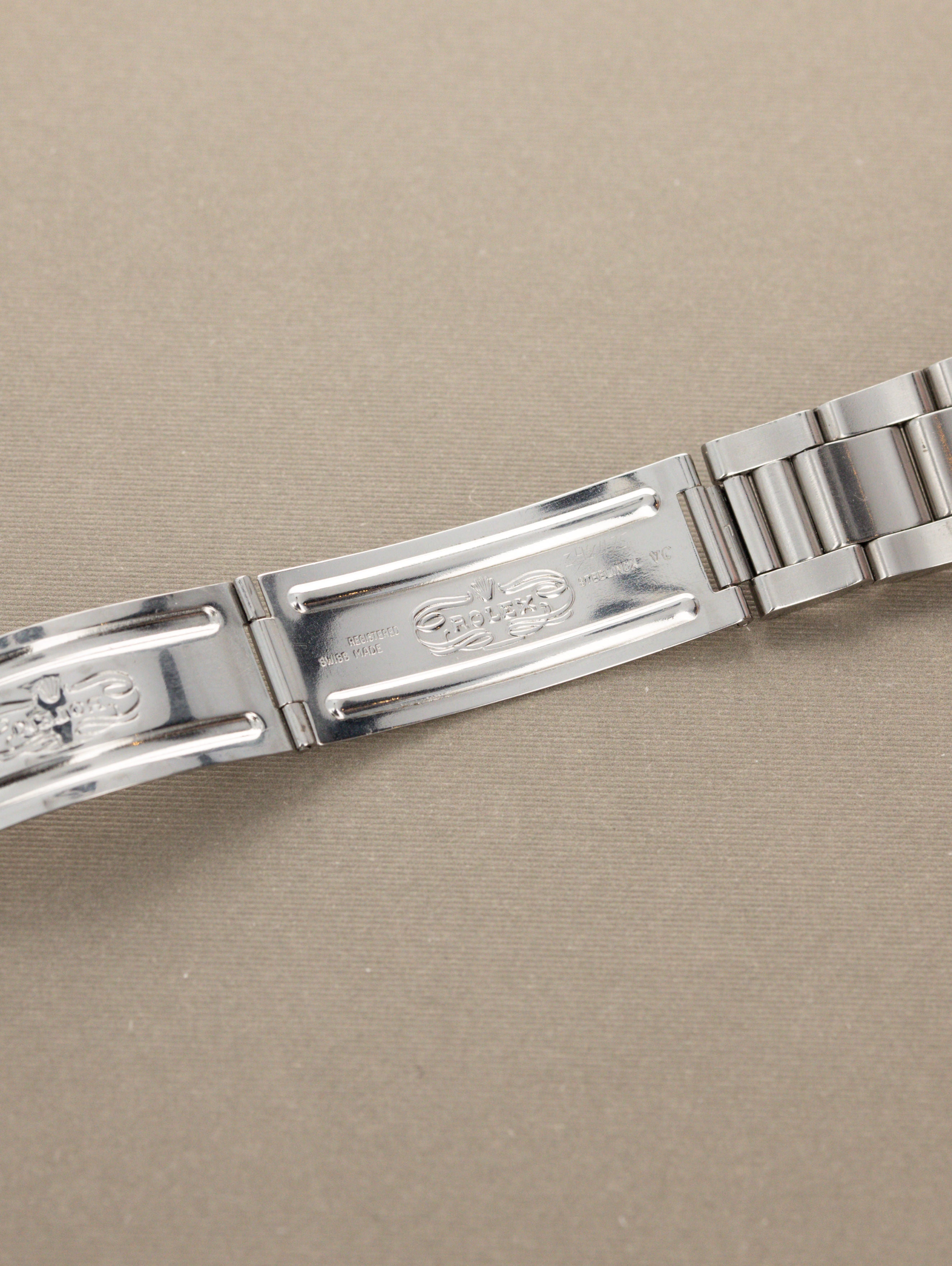 Rolex Explorer I Ref. 1016 - 'Frog Foot' W/ Box & Papers