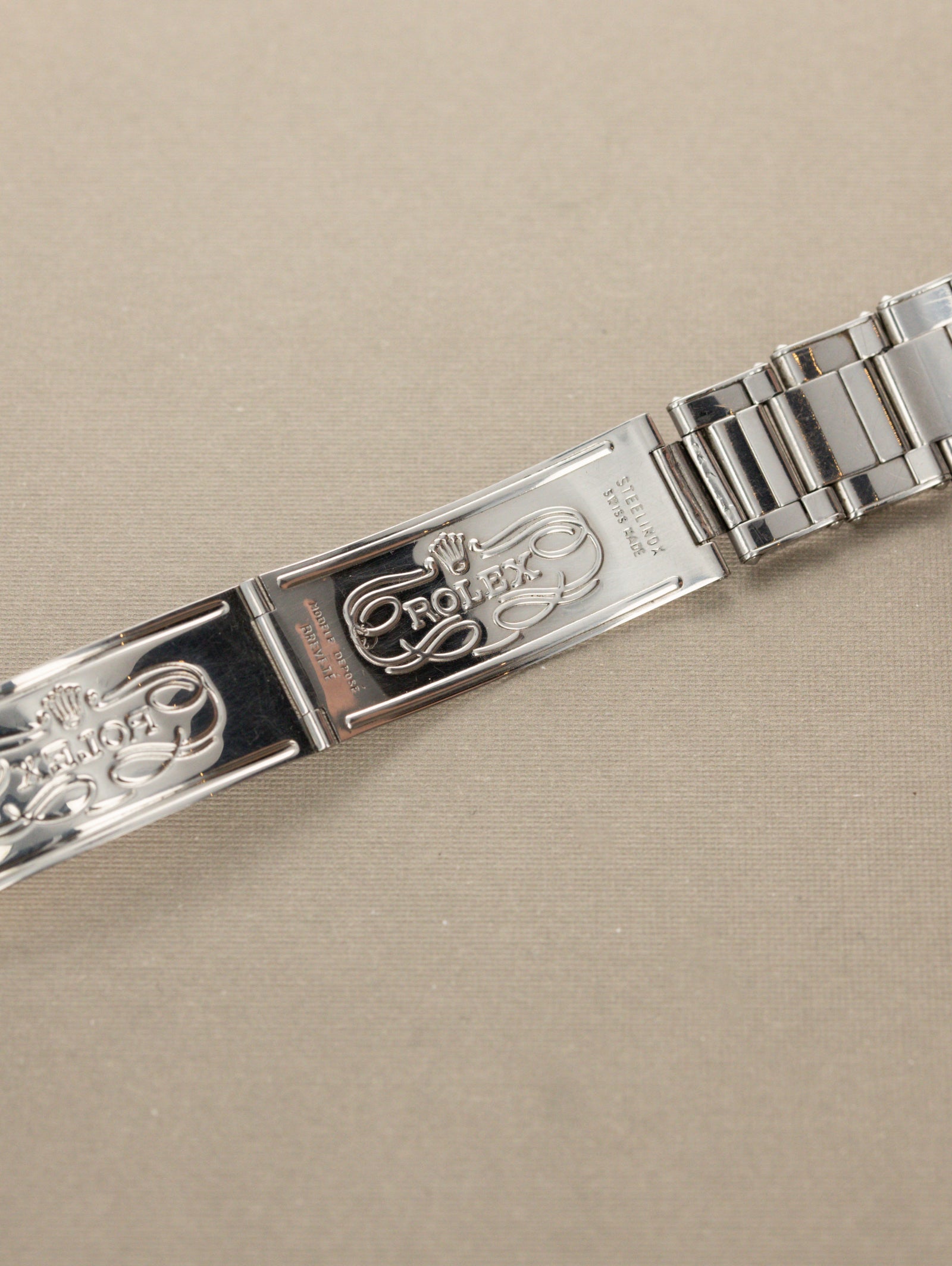Rolex GMT-Master Ref. 6542 - 'Bakelite' Bezel