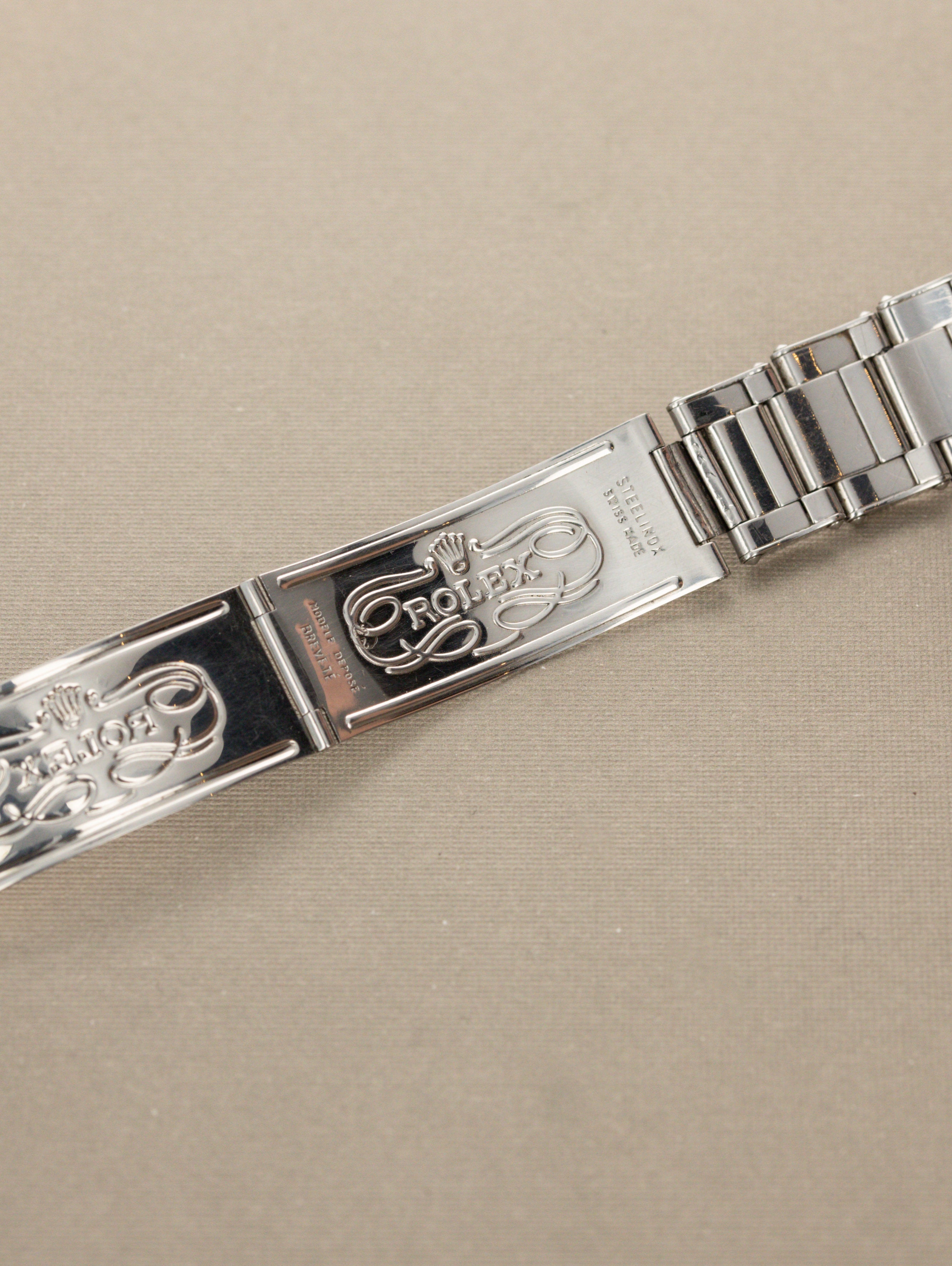 Rolex GMT-Master Ref. 6542 - 'Bakelite' Bezel