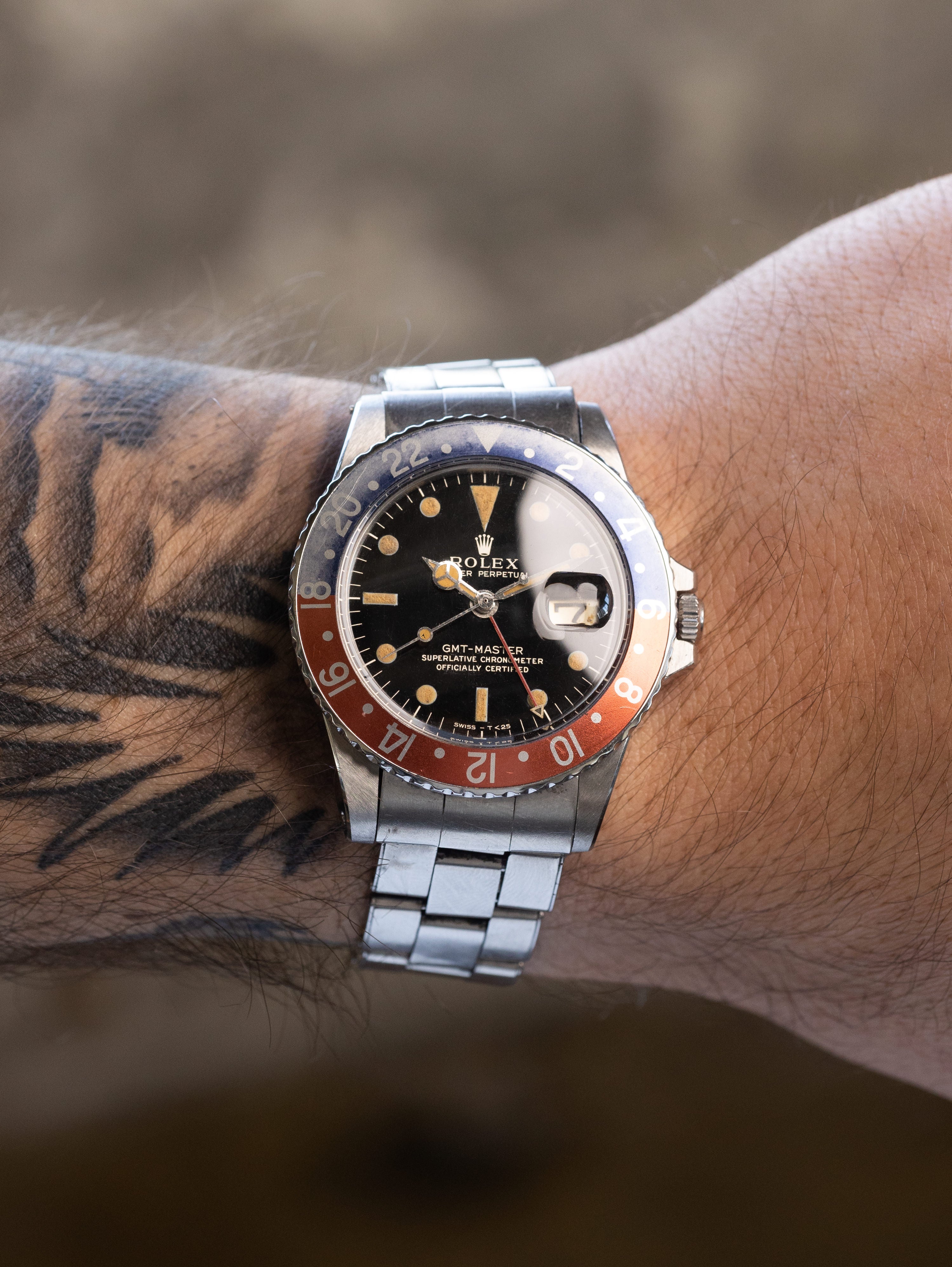 Rolex GMT-Master Ref. 1675 - 'Pepsi' Gilt Dial Box & Papers