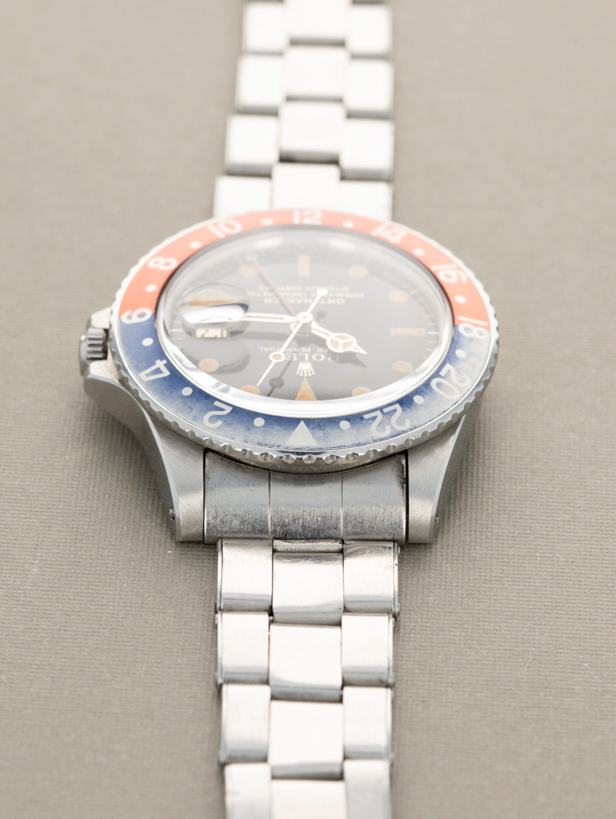 Rolex GMT-Master Ref. 1675 - 'Pepsi' Gilt Dial Box & Papers