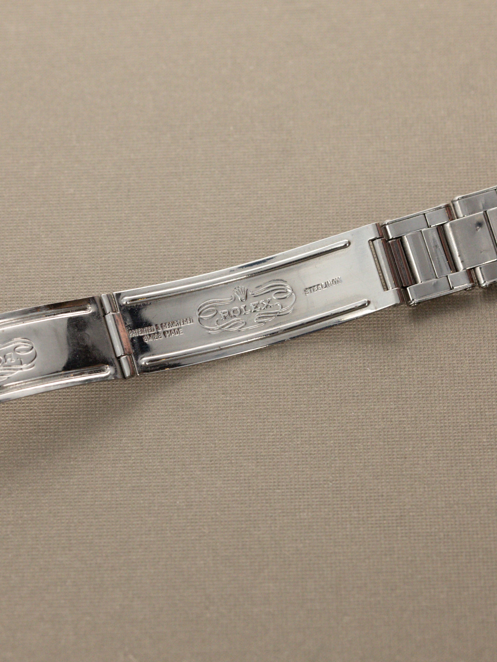 Rolex Oyster Perpetual Date Ref. 1500 - Tropical 'Gilt' Dial