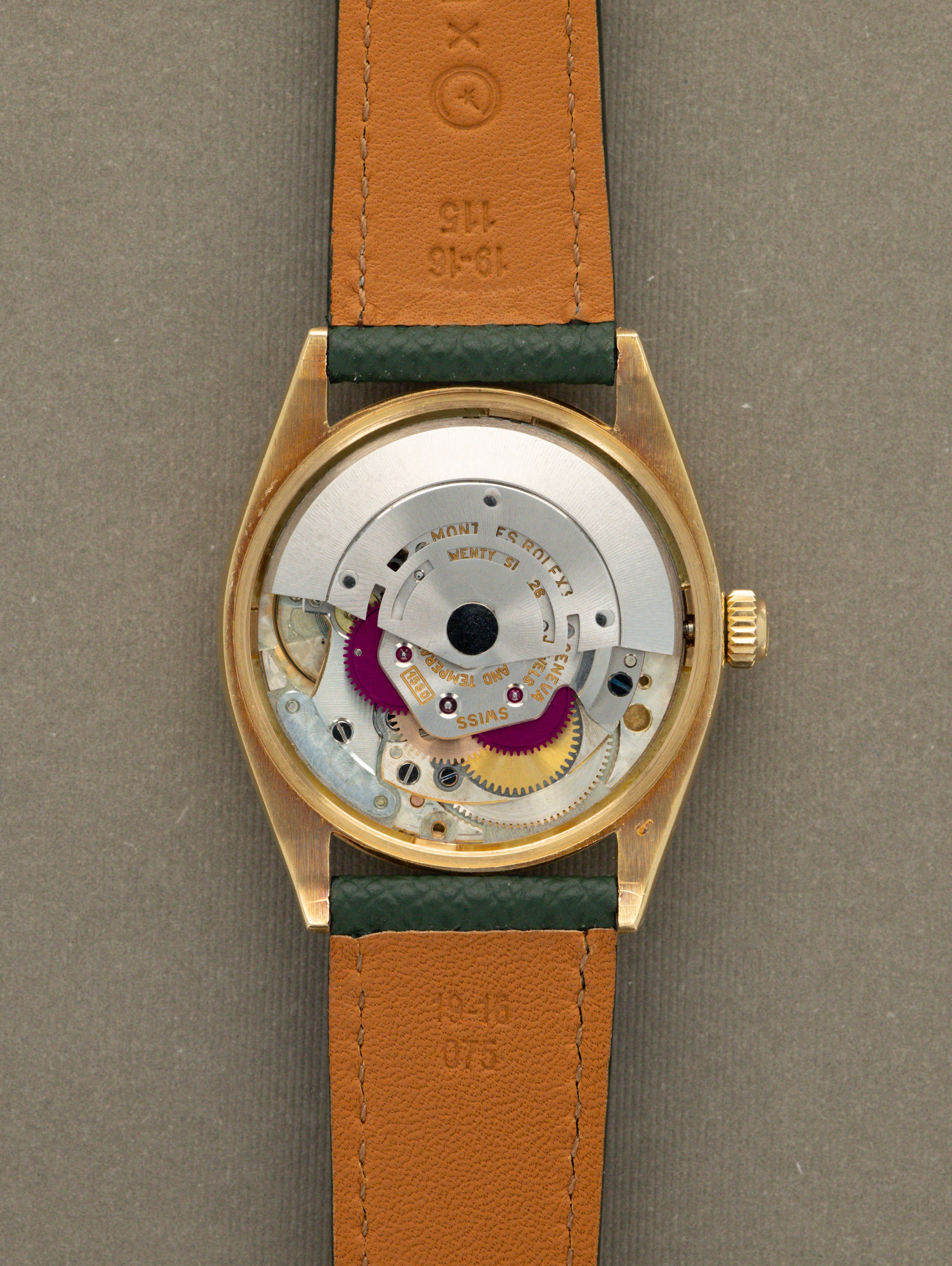Rolex Oyster Perpetual Ref. 1009 'Zephyr' - Champagne 'Crosshair' Dial French Import Unpolished