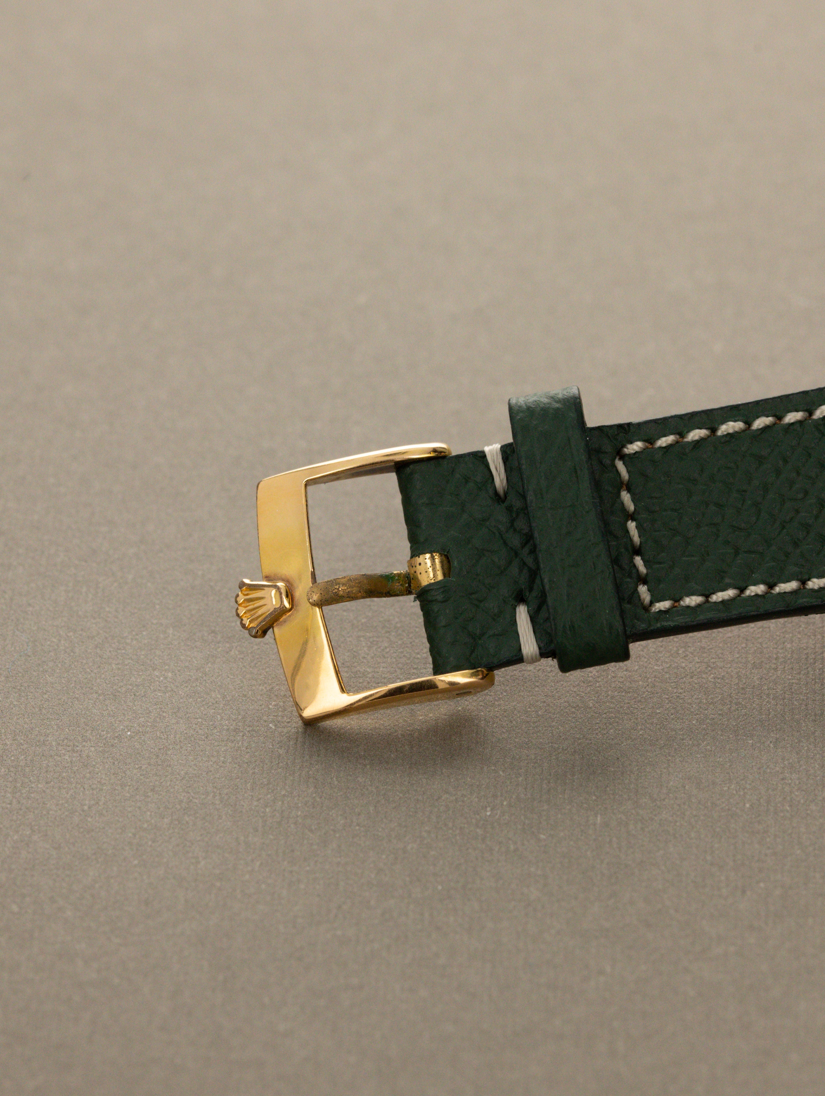 Rolex Oyster Perpetual Ref. 1009 'Zephyr' - Champagne 'Crosshair' Dial French Import Unpolished