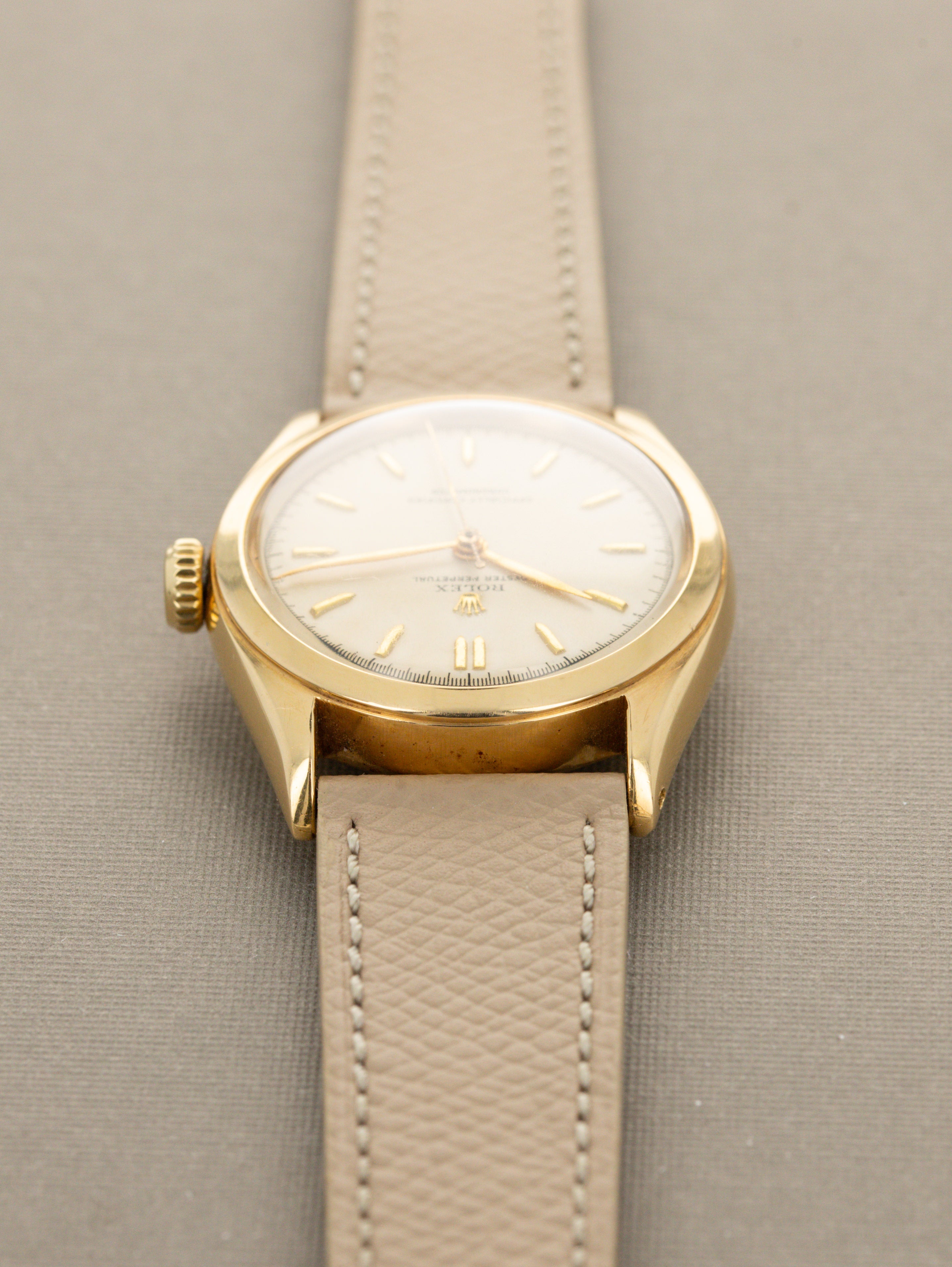 Rolex Oyster Perpetual Ref. 6084 - Non-Luminous 'Cream' Dial Unpolished