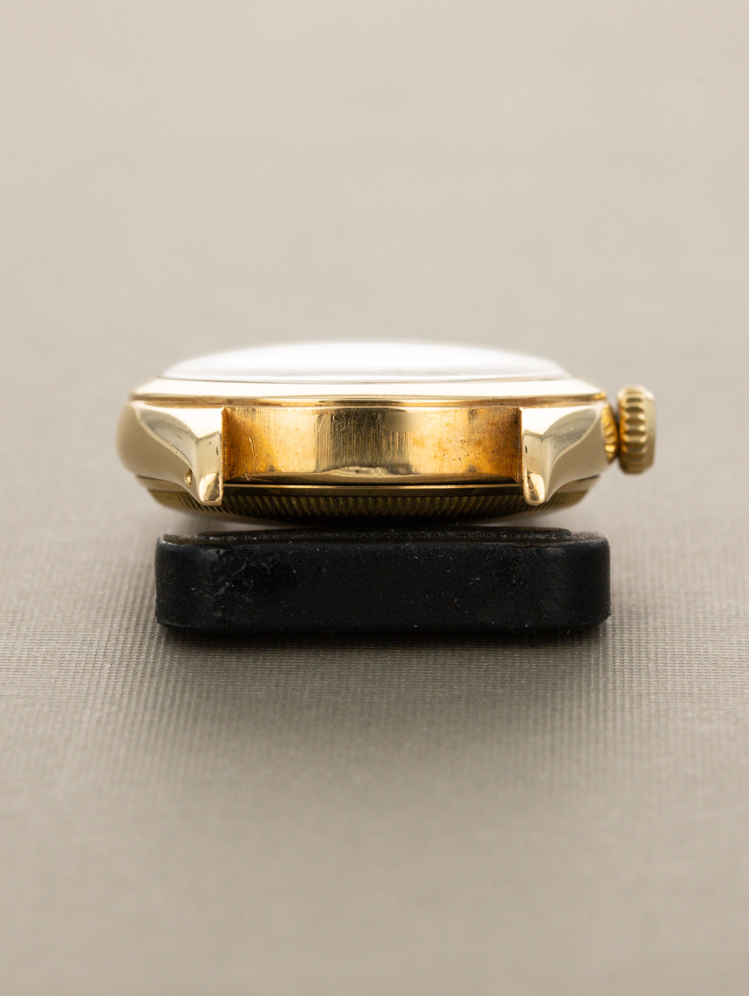 Rolex Oyster Perpetual Ref. 6084 - Non-Luminous 'Cream' Dial Unpolished