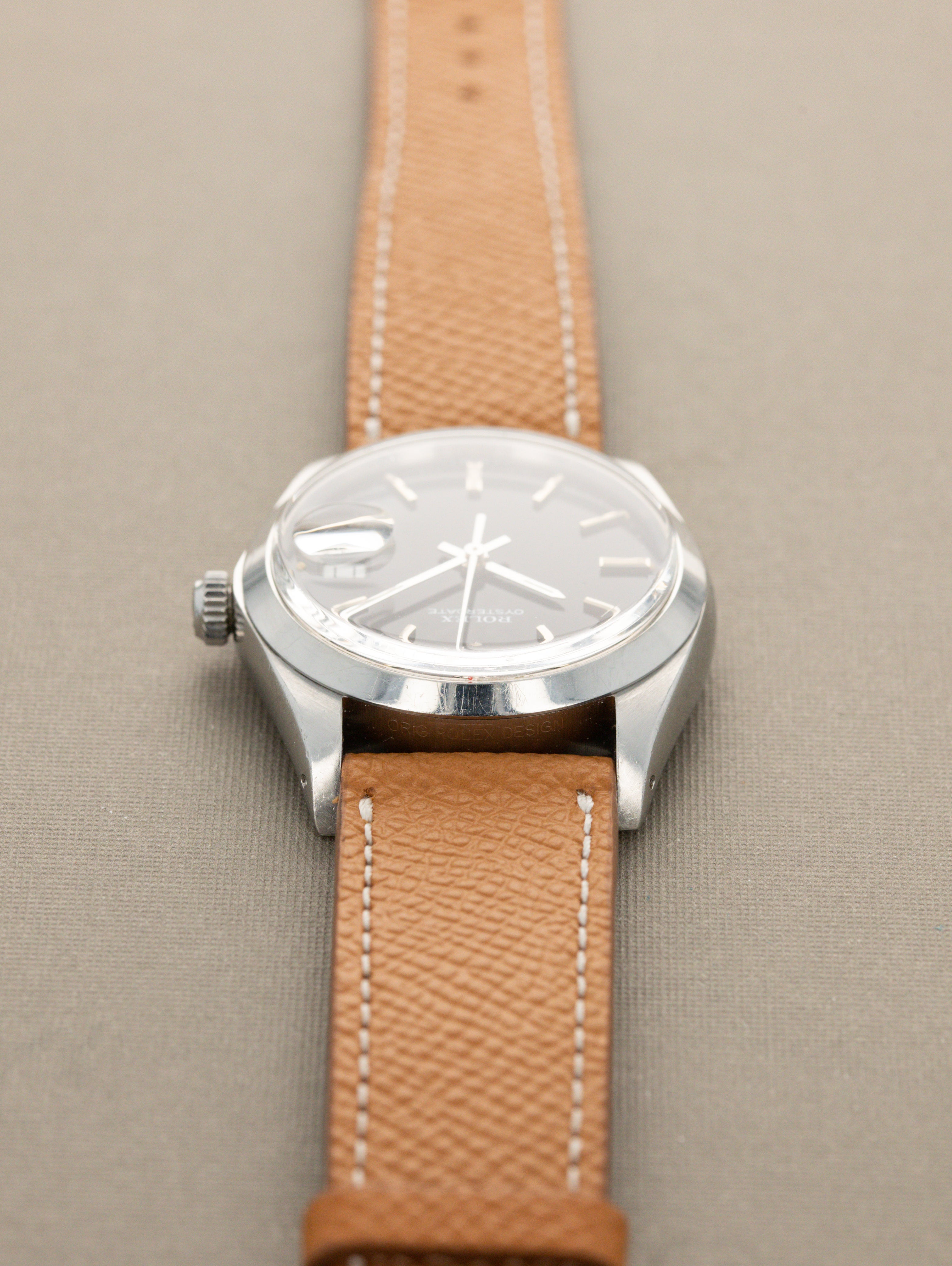 Rolex Oysterdate Ref. 6694 - Gloss Black Dial Unpolished