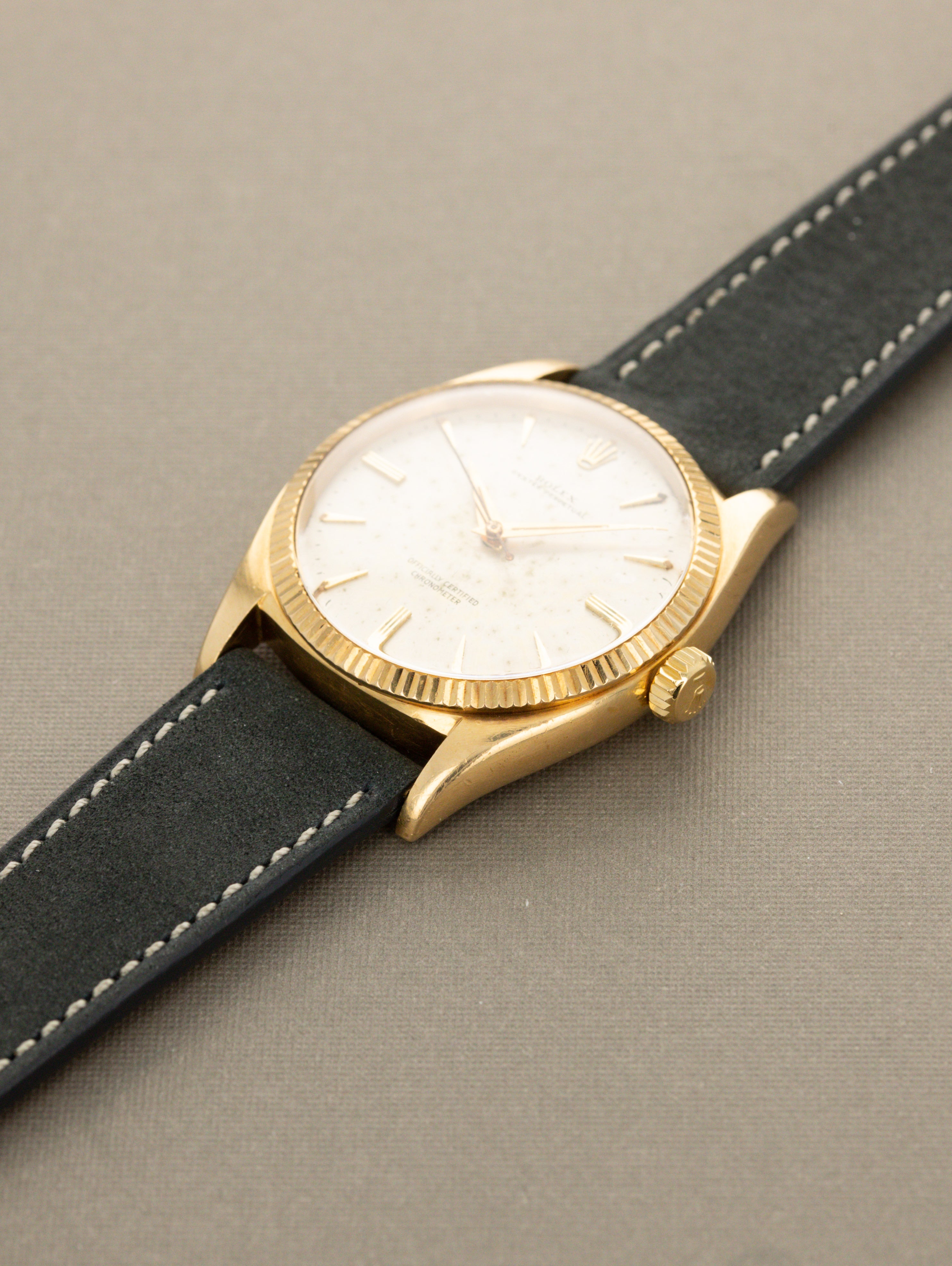 Rolex Oyster Perpetual Ref. 6599 'Jumbo' - Sunburst Silver Dial w/ Box & Papers