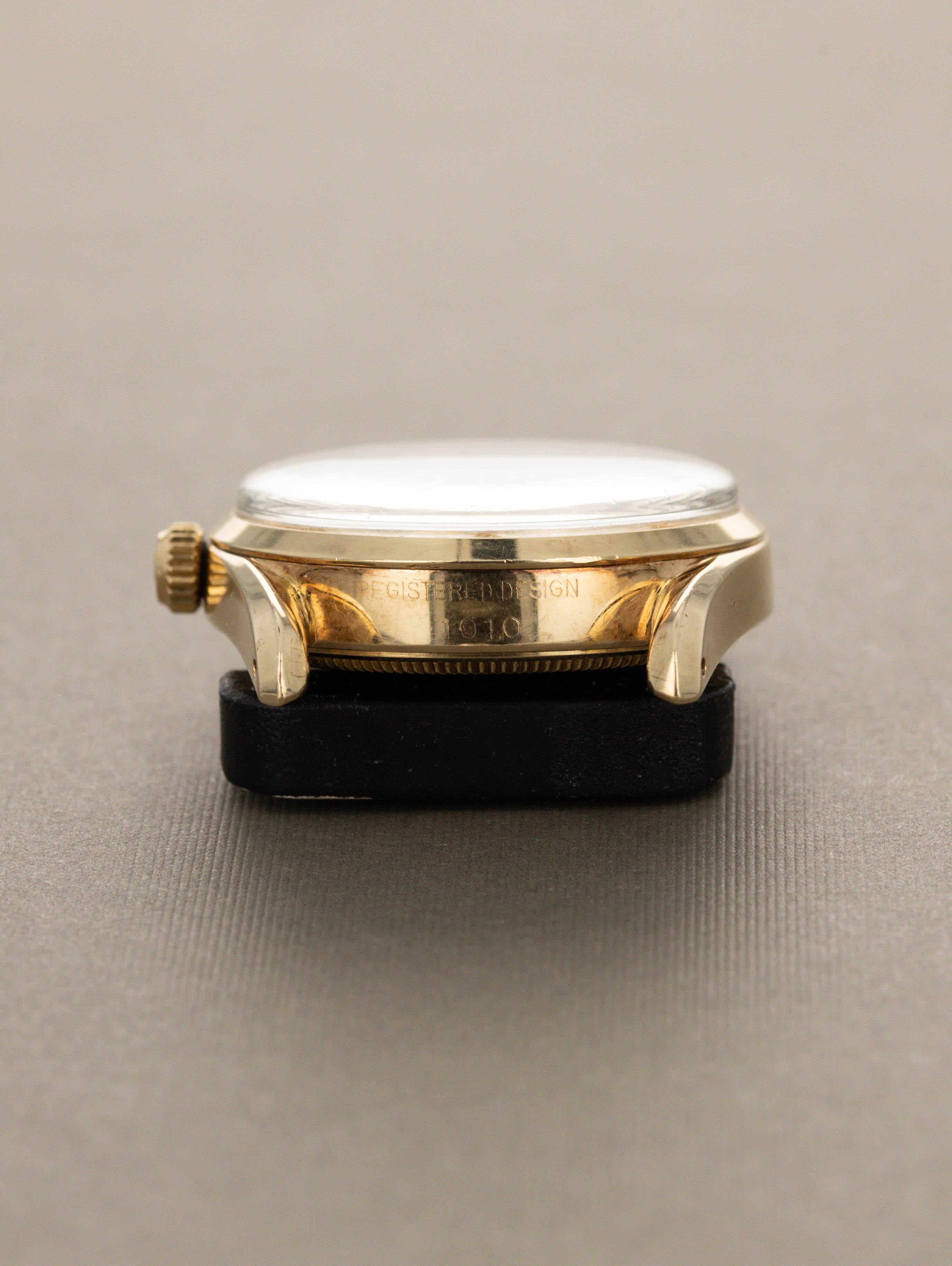 Rolex Oyster Perpetual Ref. 1010 - 'Bombe' Lug