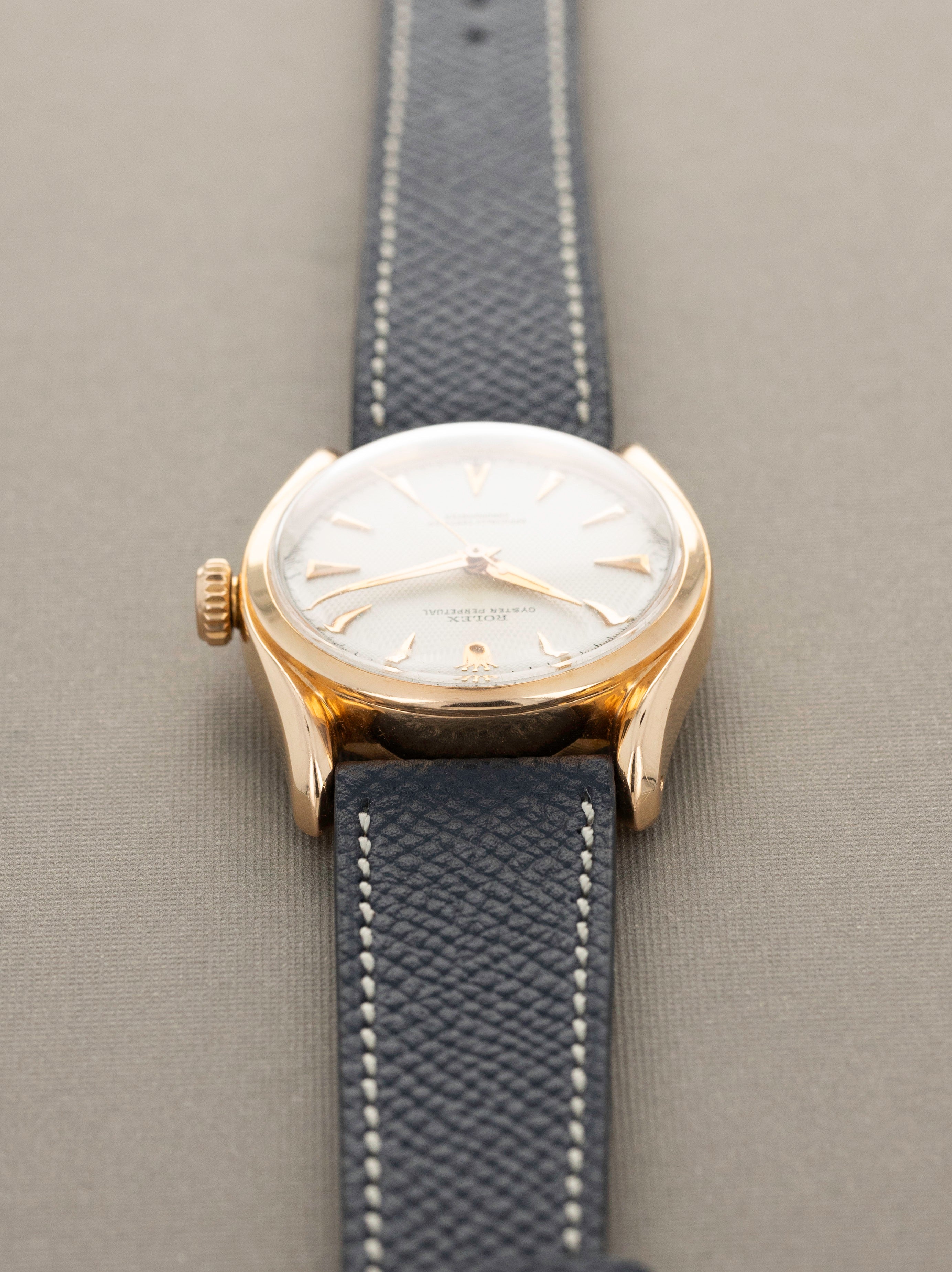 Rolex Oyster Perpetual Ref. 6090 - 'Bombe' Lug