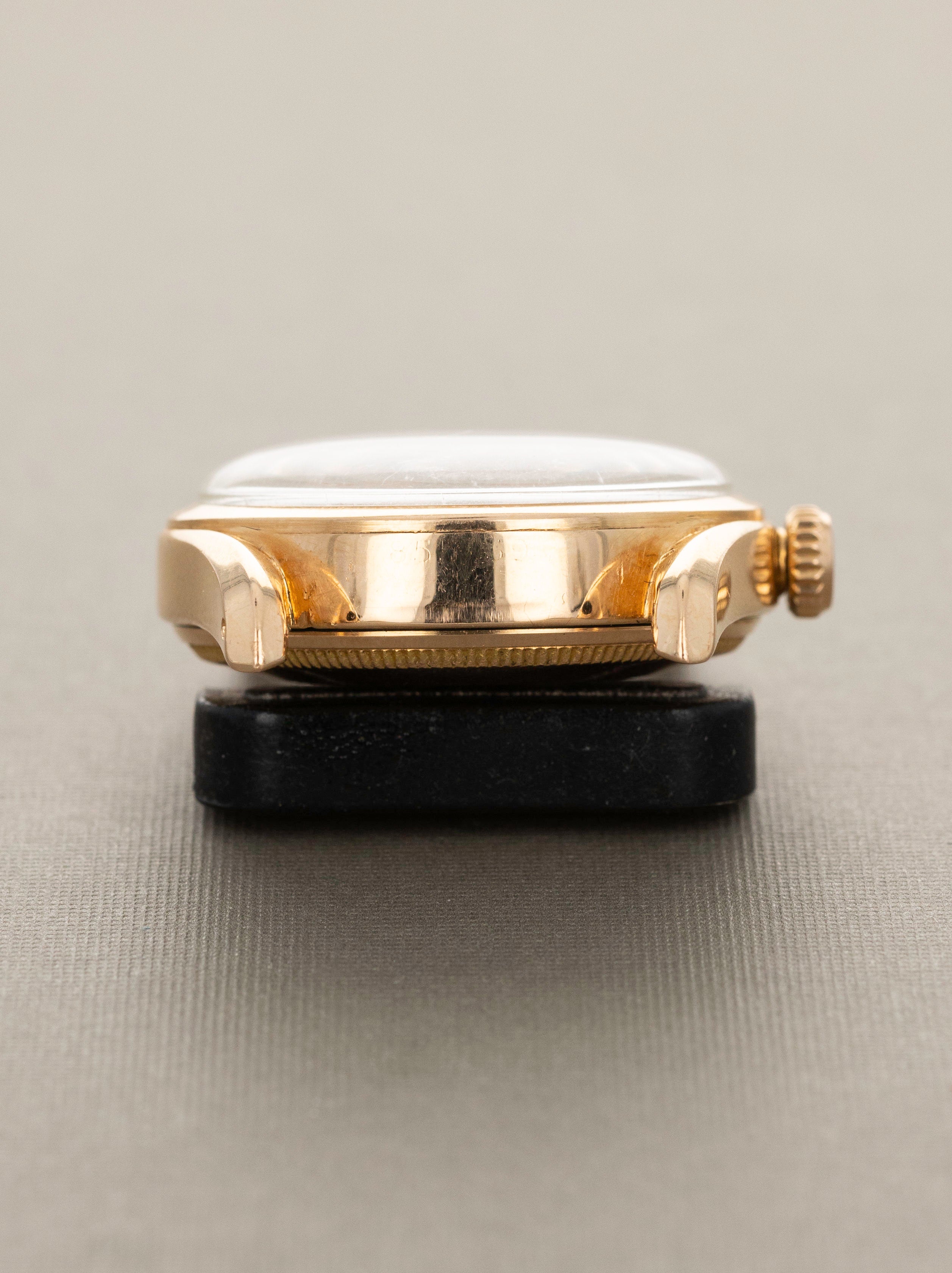 Rolex Oyster Perpetual Ref. 6090 - 'Bombe' Lug