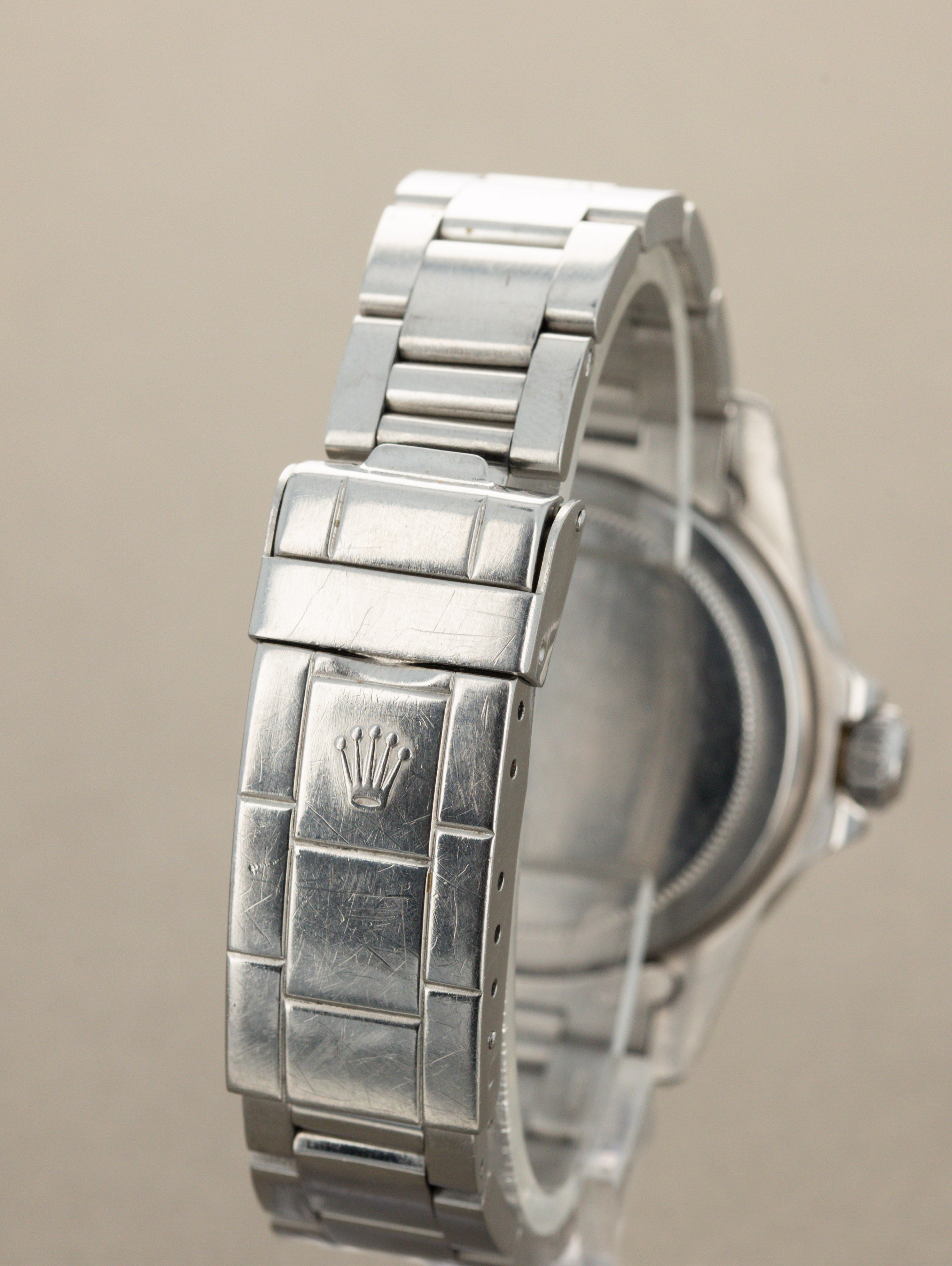 Rolex Submariner Date Ref. 1680 - MK4 'Red Sub' - Box & Papers