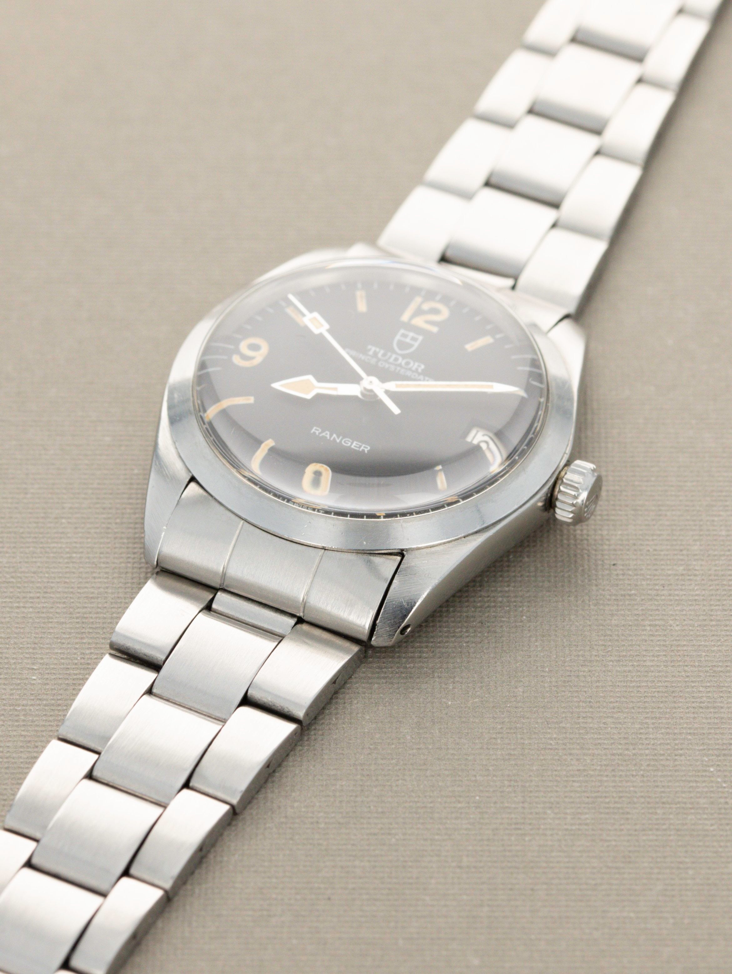 Tudor Ranger Date Ref. 9050/0