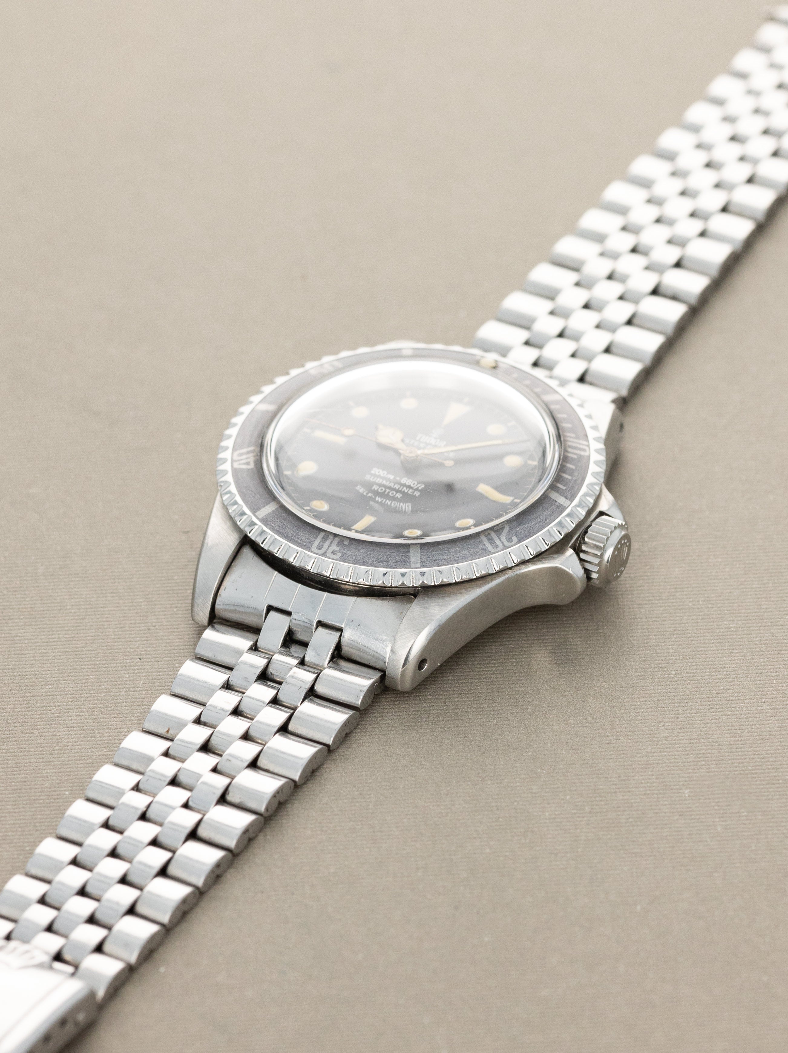 Tudor Submariner Ref. 7928 - 'Gilt Underline Chapter Ring'