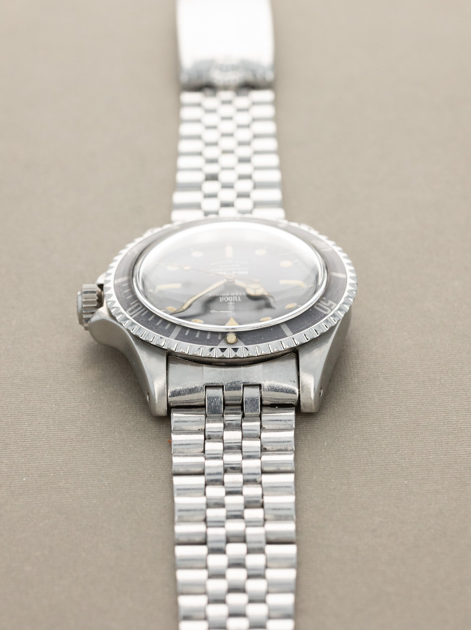 Tudor Submariner Ref. 7928 - 'Gilt Underline Chapter Ring'