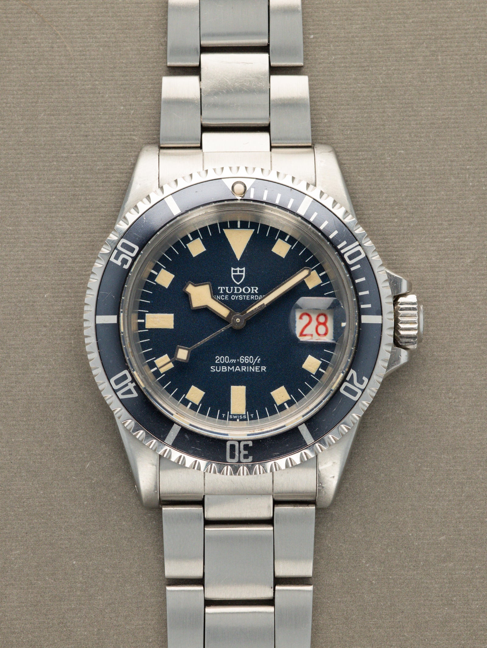 Tudor Submariner Ref. 7021/0 - Blue 'Snowflake Confetti Dial' With 'Roulette' Date