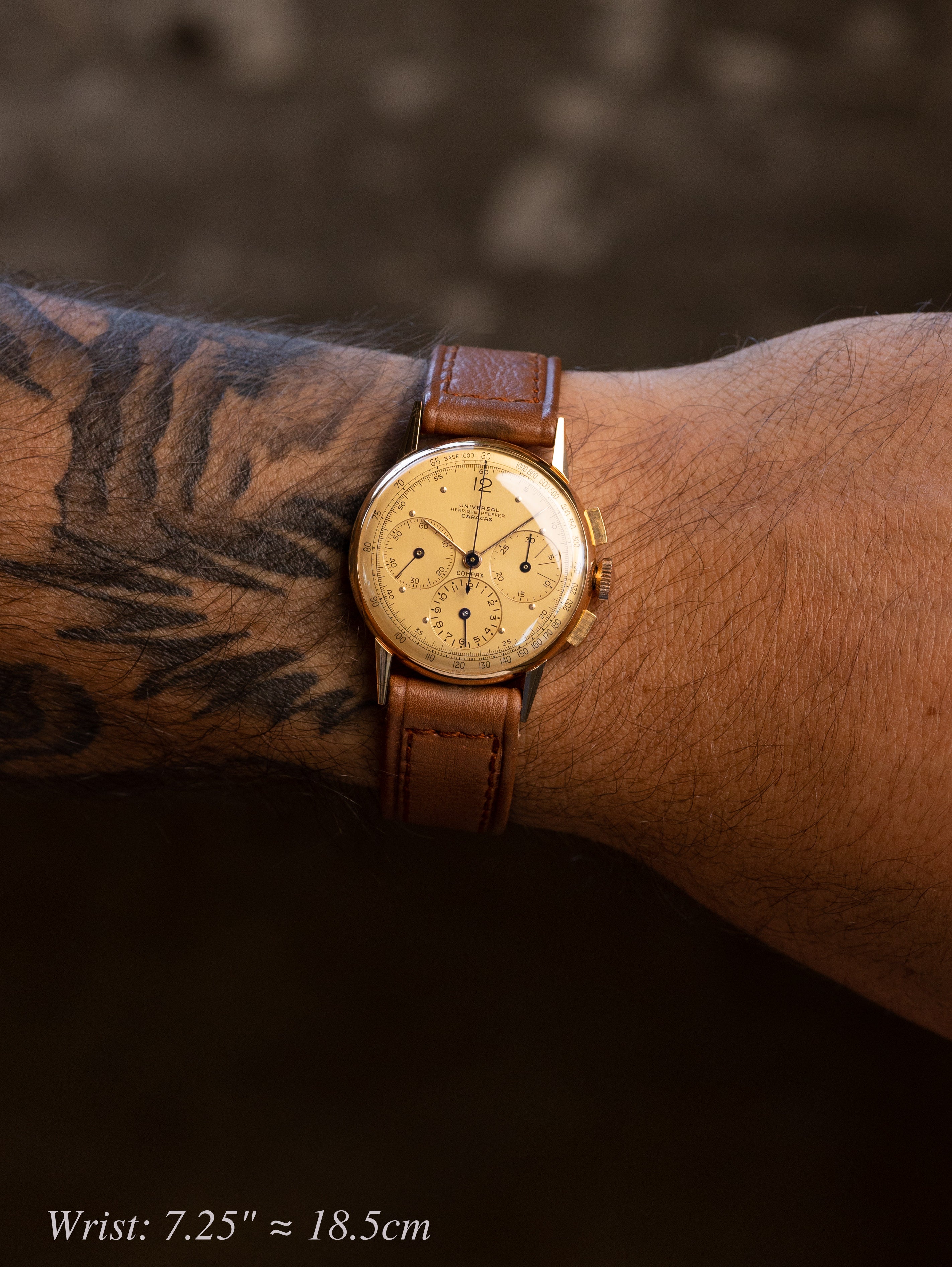 Universal Genève Compax Ref. 12236 - Retailed by Henrique Pfeffer, Caracas LNOS w/ Hangtag