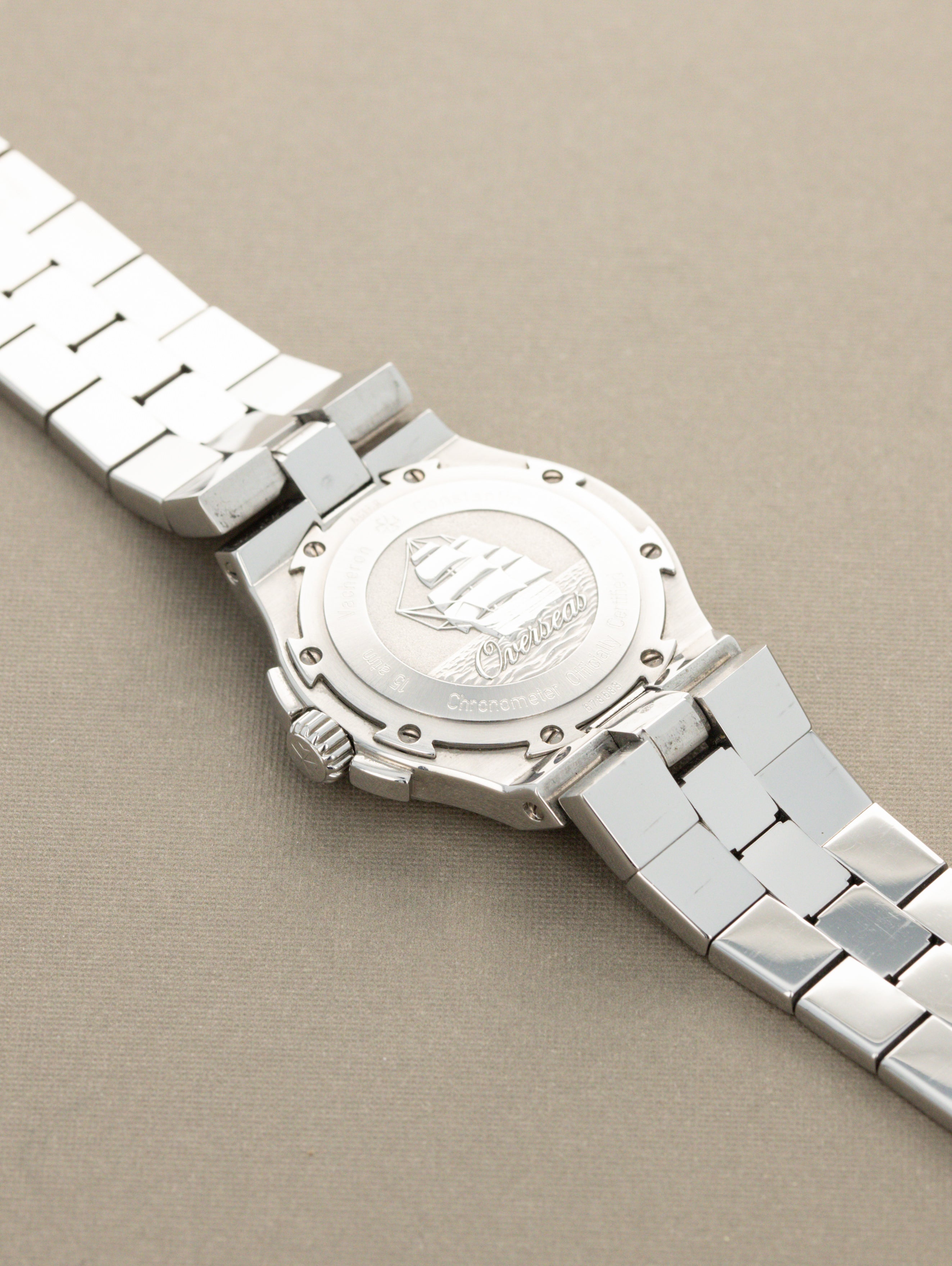 Vacheron Constantin Overseas Ref. 42050 - Sunburst 'Salmon' Dial