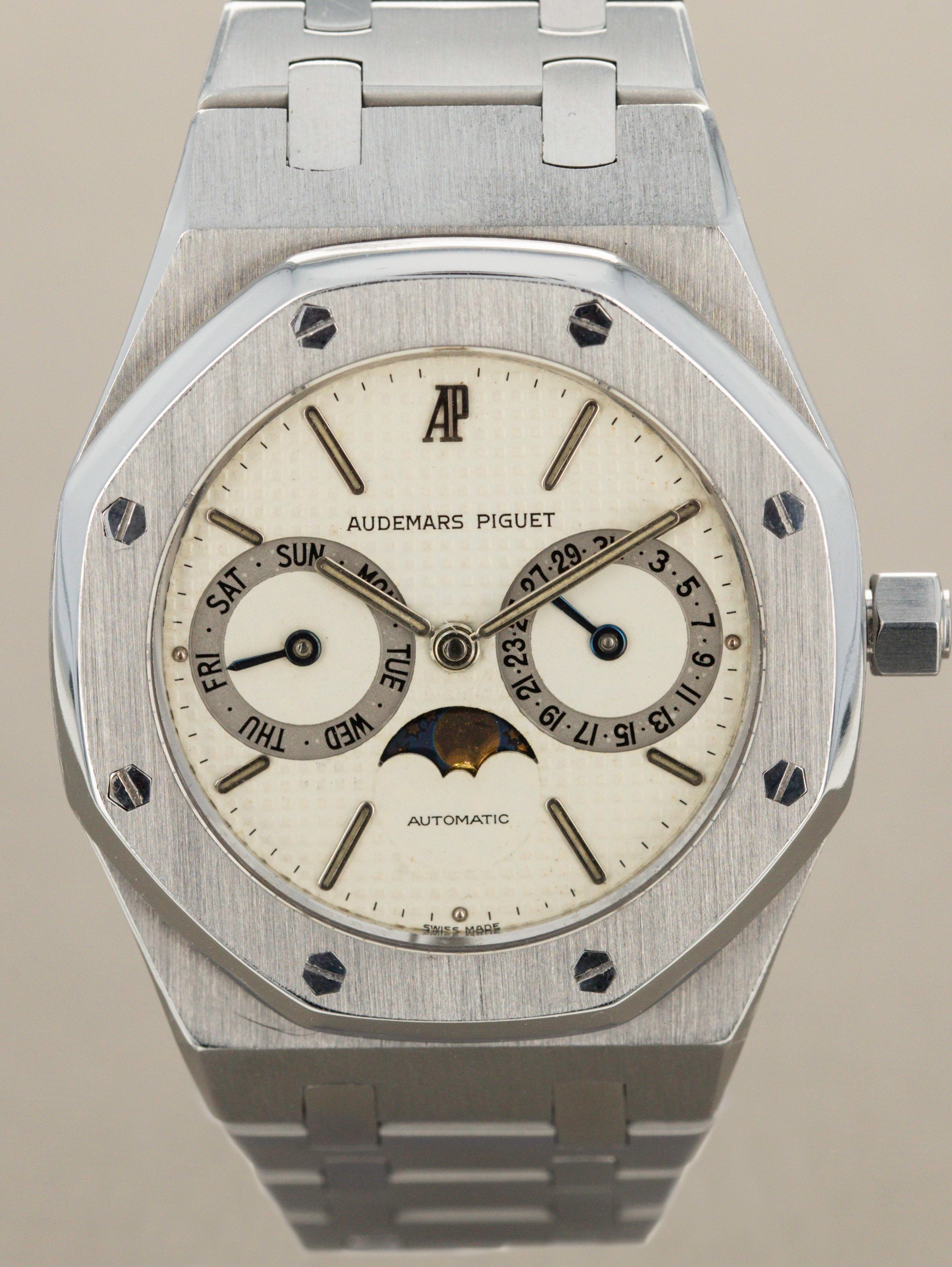 Audemars Piguet Royal Oak - Day-Date Moonphase - Ref 25594 ST