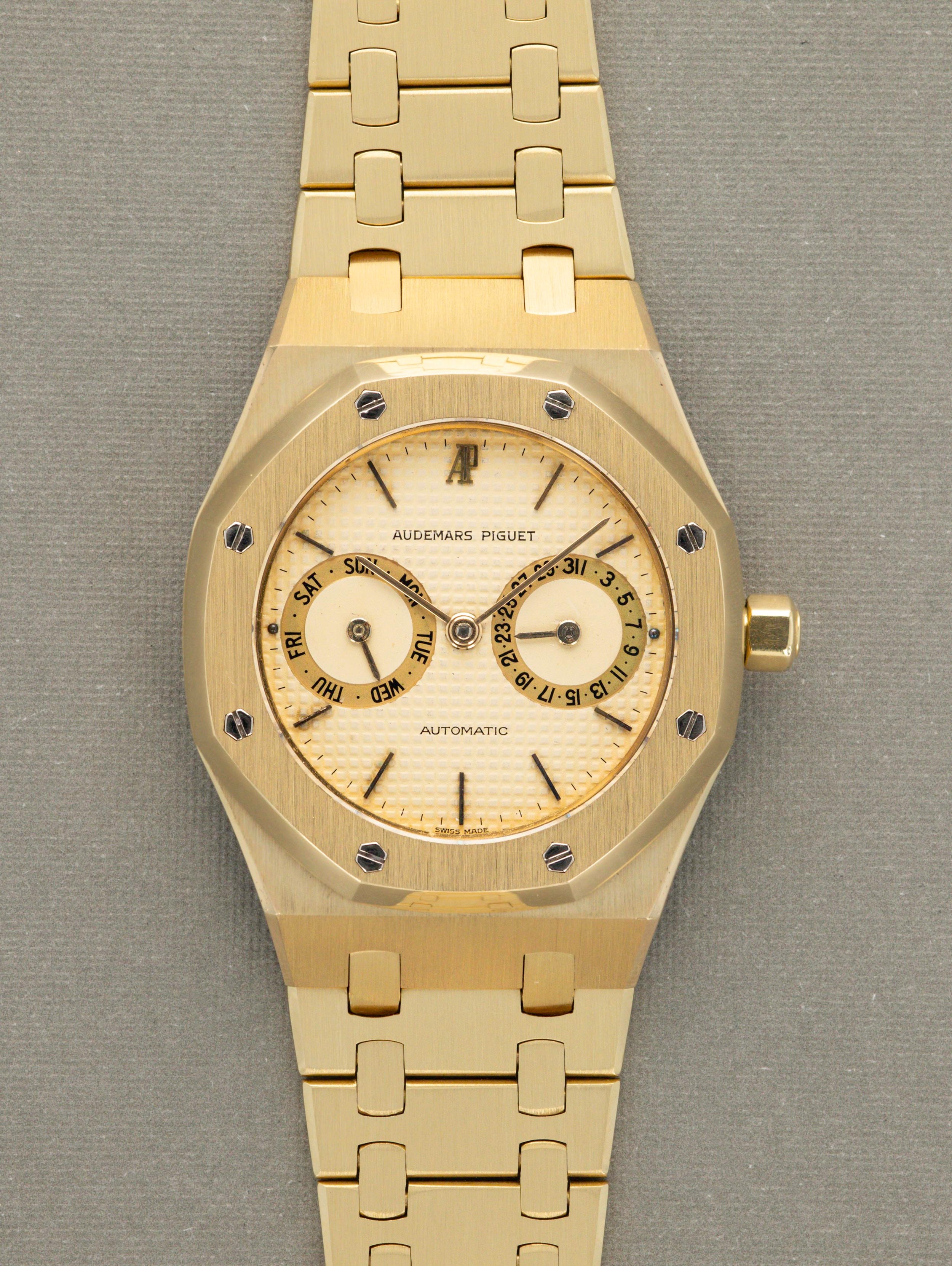 Audemars Piguet Royal Oak Day-Date Ref. 25572BA - 'Owl'