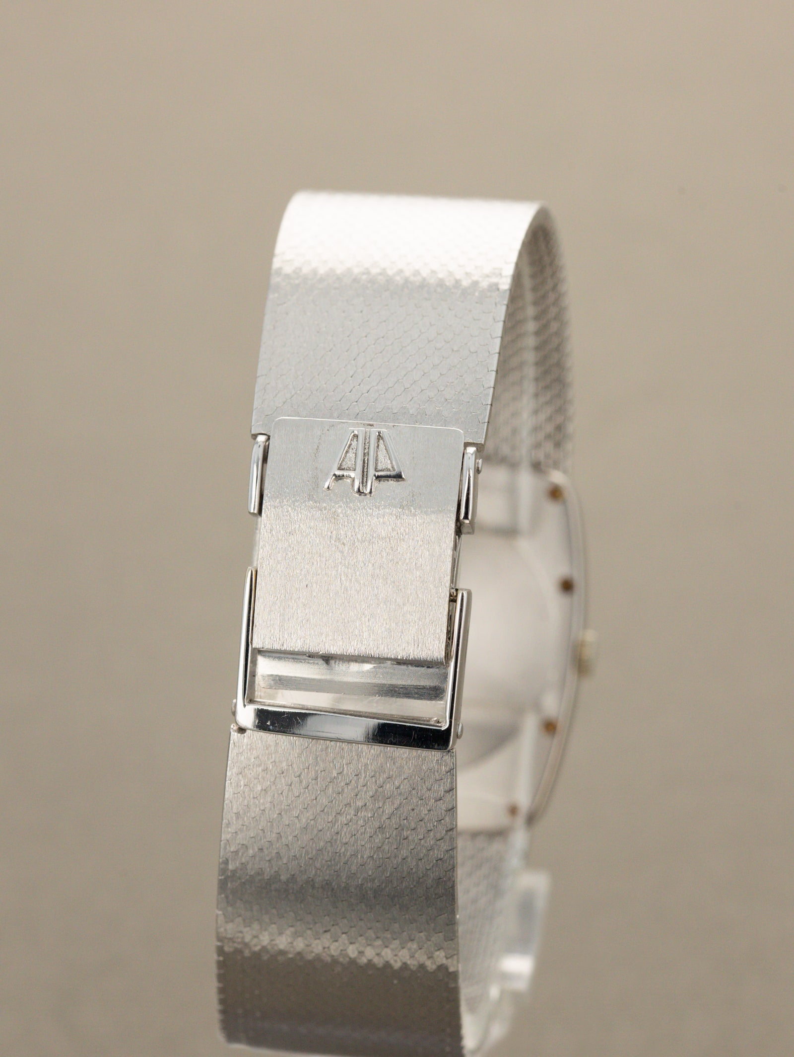 Audemars Piguet White Gold Dress Watch - White Gold 'Woven' Dial w/ 'Sodalite' Indices
