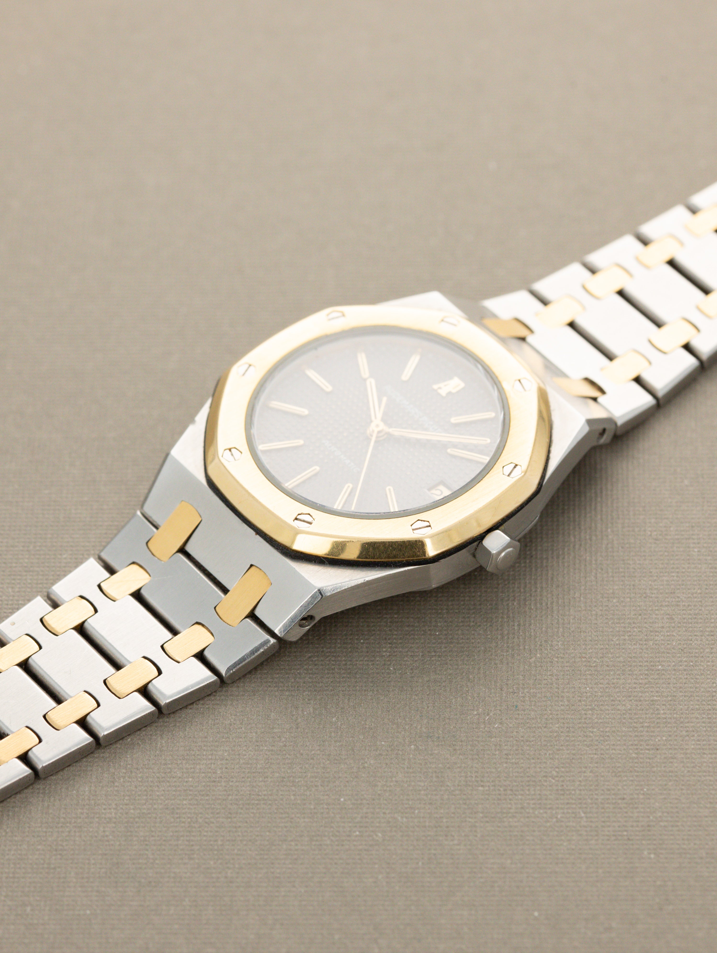 Audemars Piguet Royal Oak Ref. 4100SA 'Midsize' - Grey 'Tapisserie' Dial