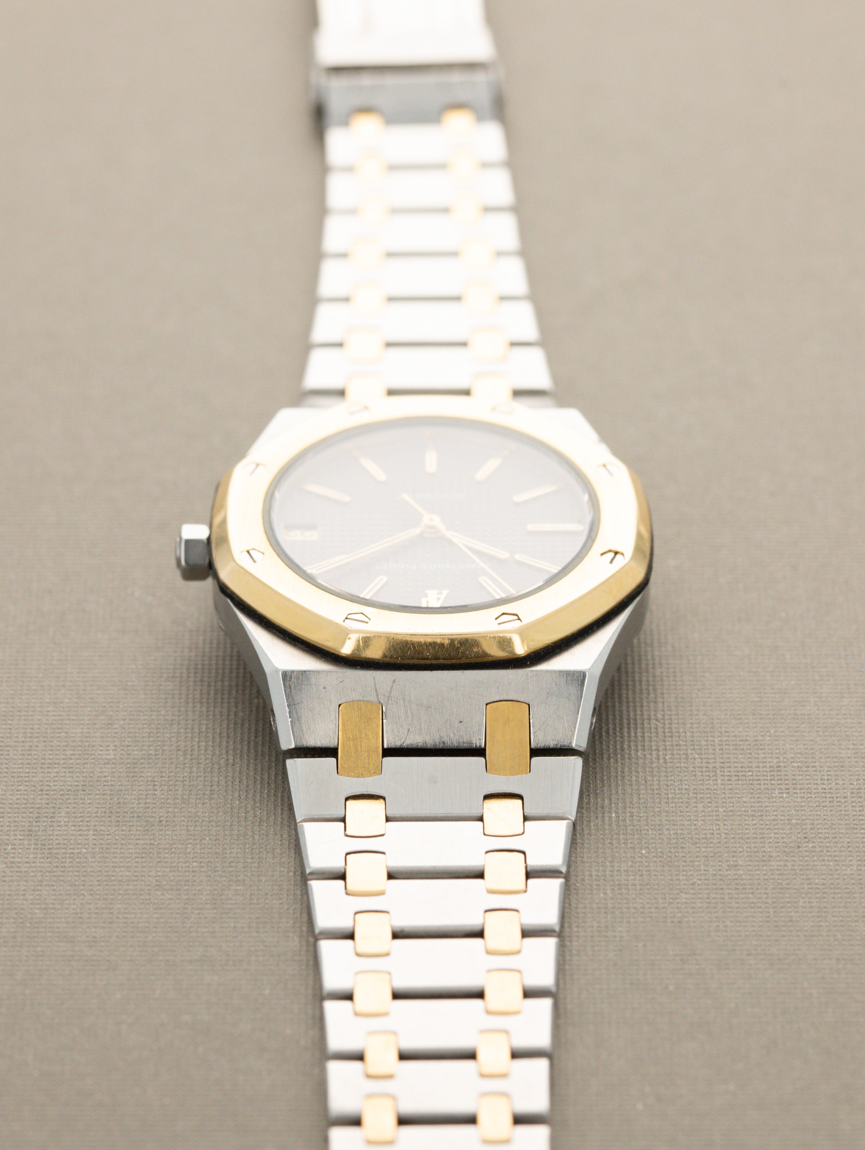 Audemars Piguet Royal Oak Ref. 4100SA 'Midsize' - Grey 'Tapisserie' Dial