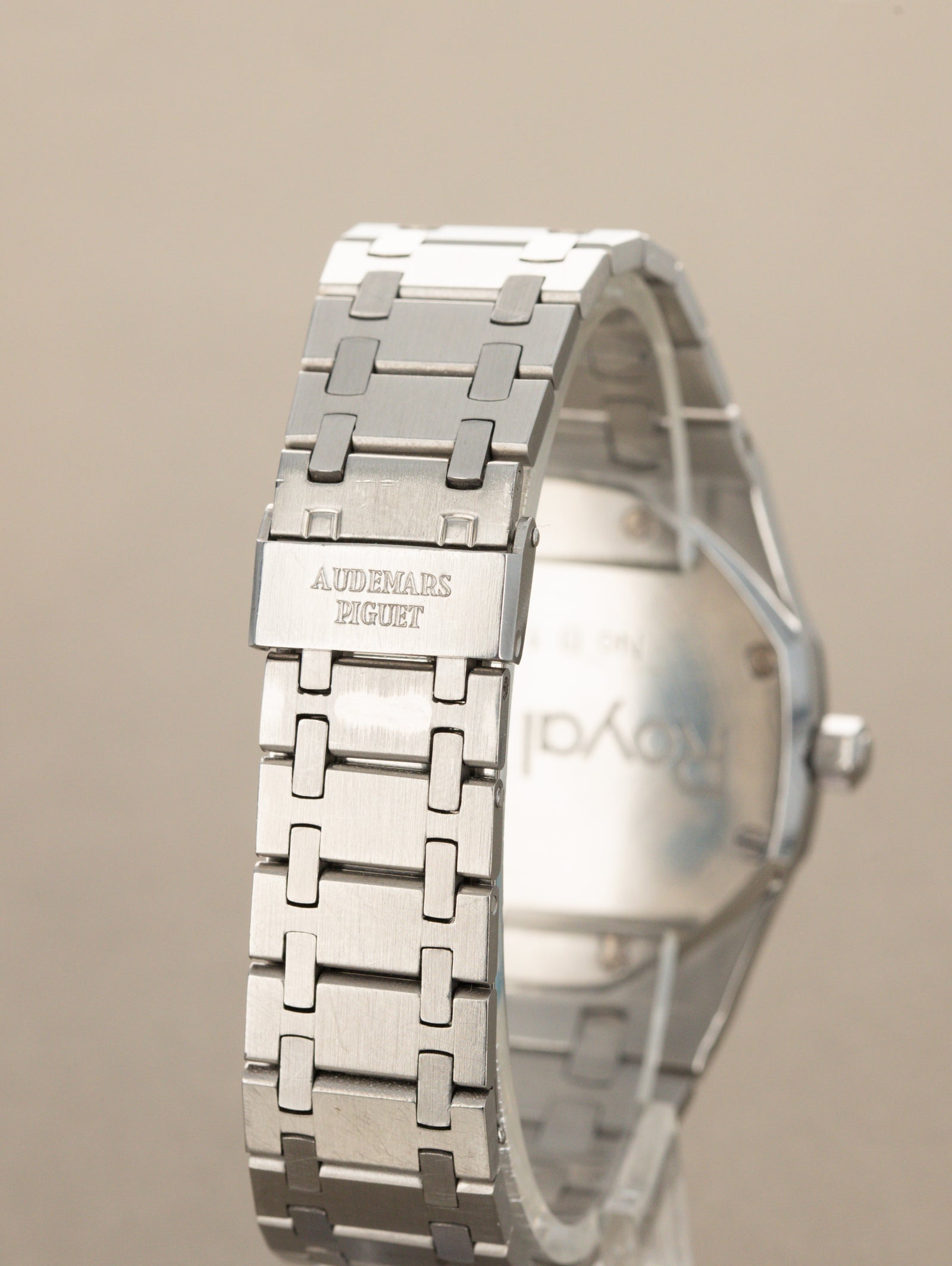 Audemars Piguet Royal Oak Ref. 5402ST - 'Jumbo' w/ 'Logo at 6' Dial Unpolished