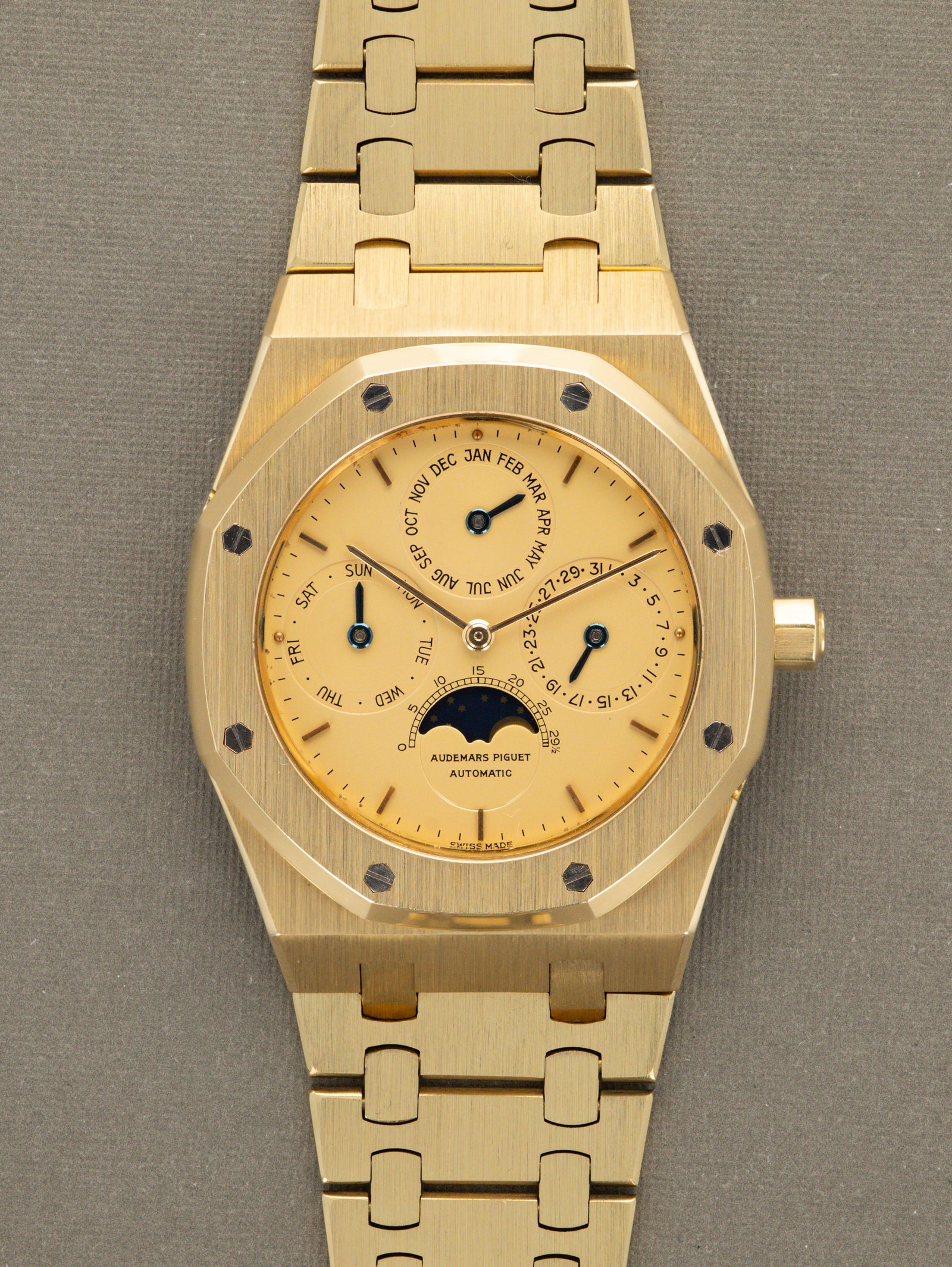 Audemars Piguet Royal Oak Perpetual Calendar Ref. 25654BA - Satin Champagne Dial