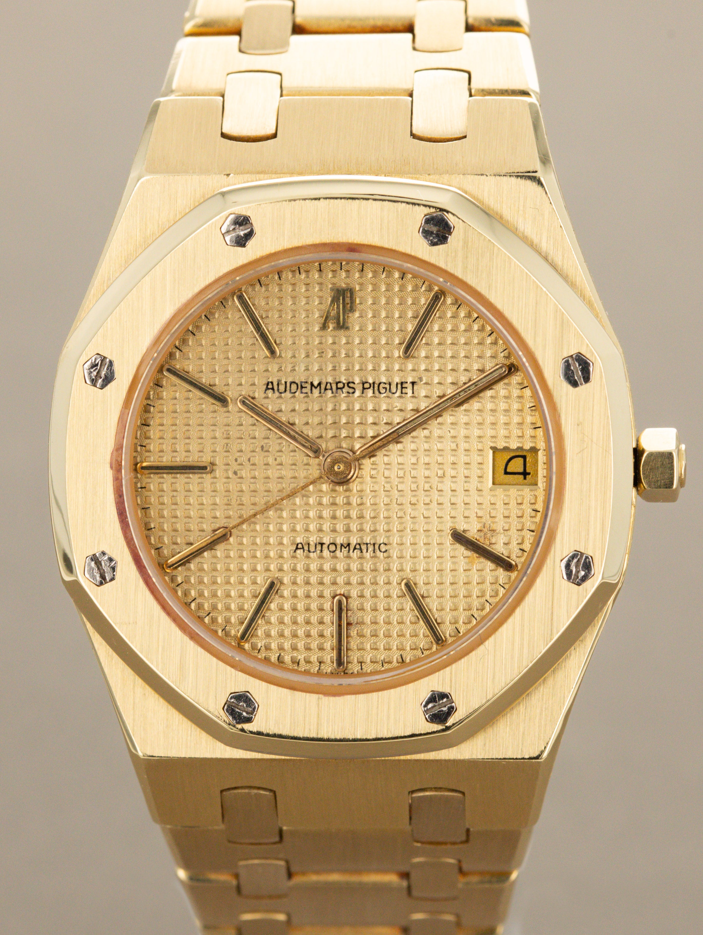 Audemars Piguet Royal Oak Ref. 4100BA - 'Midsize' Champagne Dial