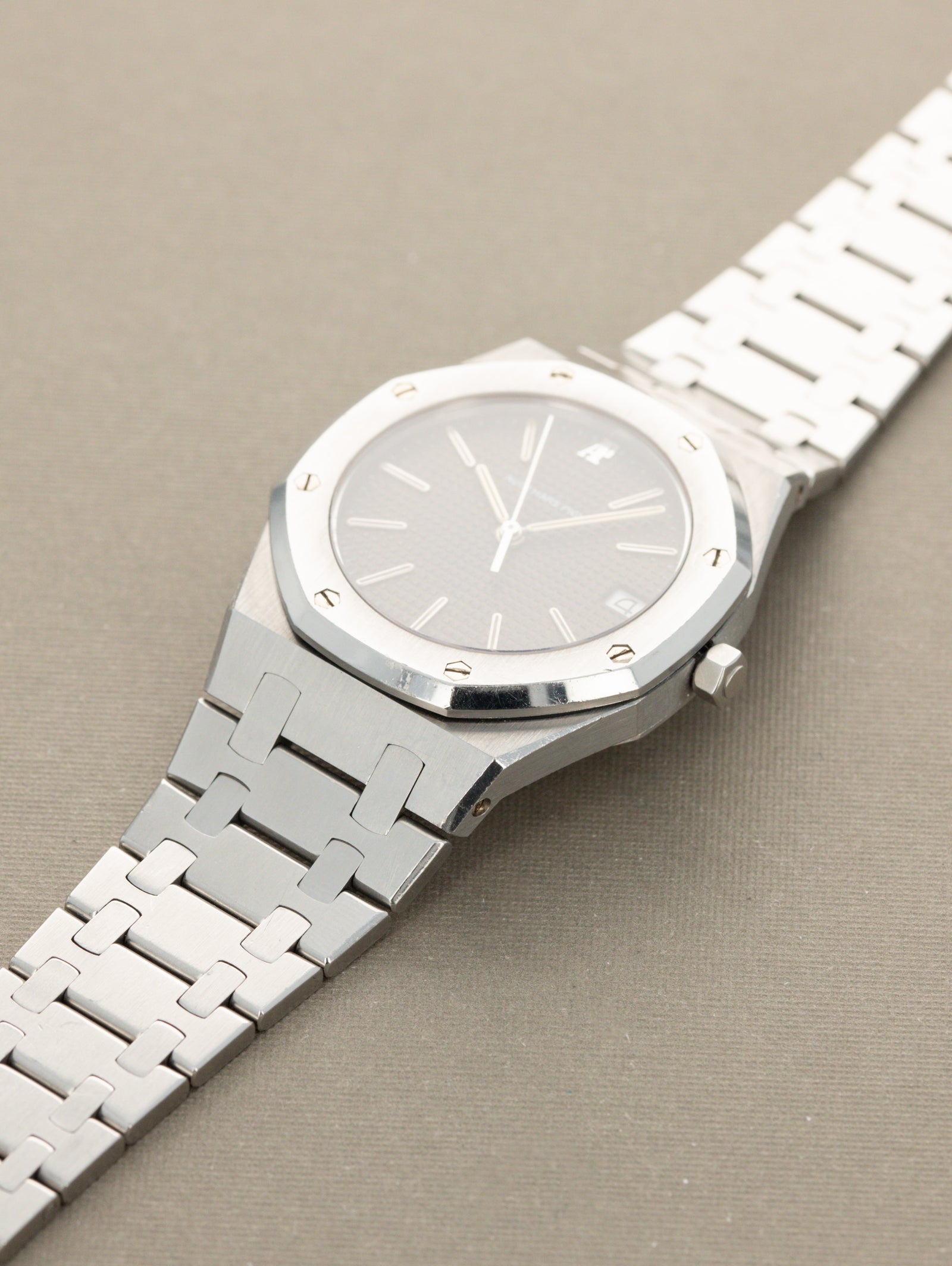 Audemars Piguet Royal Oak Ref. 56023ST - 'Jumbo Quartz' w/ 'Tropical' Dial Unpolished