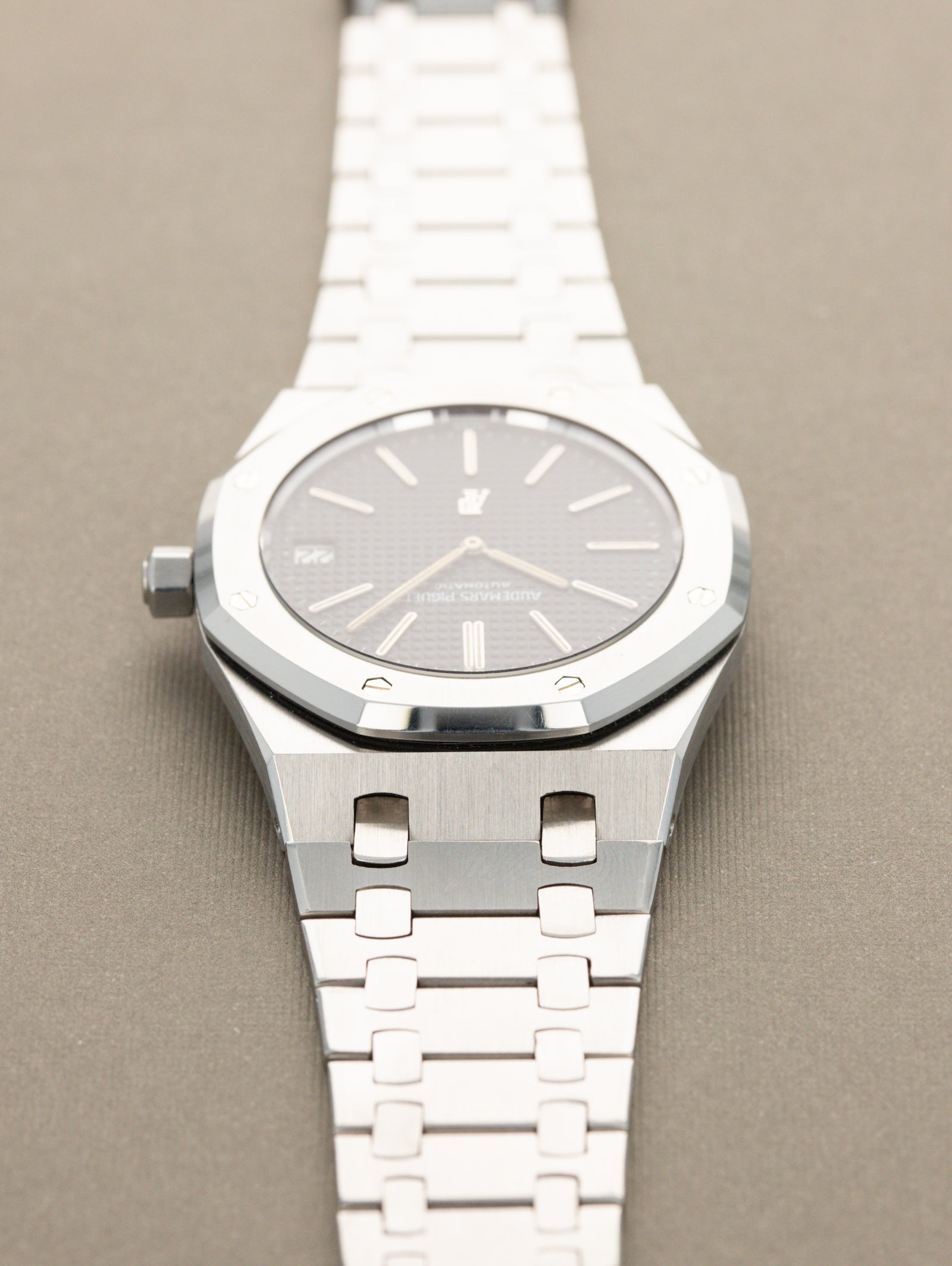 Audemars Piguet Royal Oak Ref. 5402ST - 'Jumbo A-Series' w/ 'Logo at 6' Dial