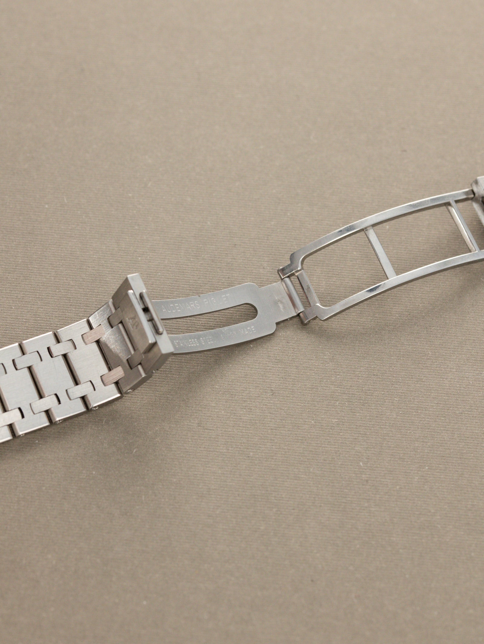 Audemars Piguet Royal Oak Ref. 14790ST 'Midsize' - Tropical Dial Unpolished