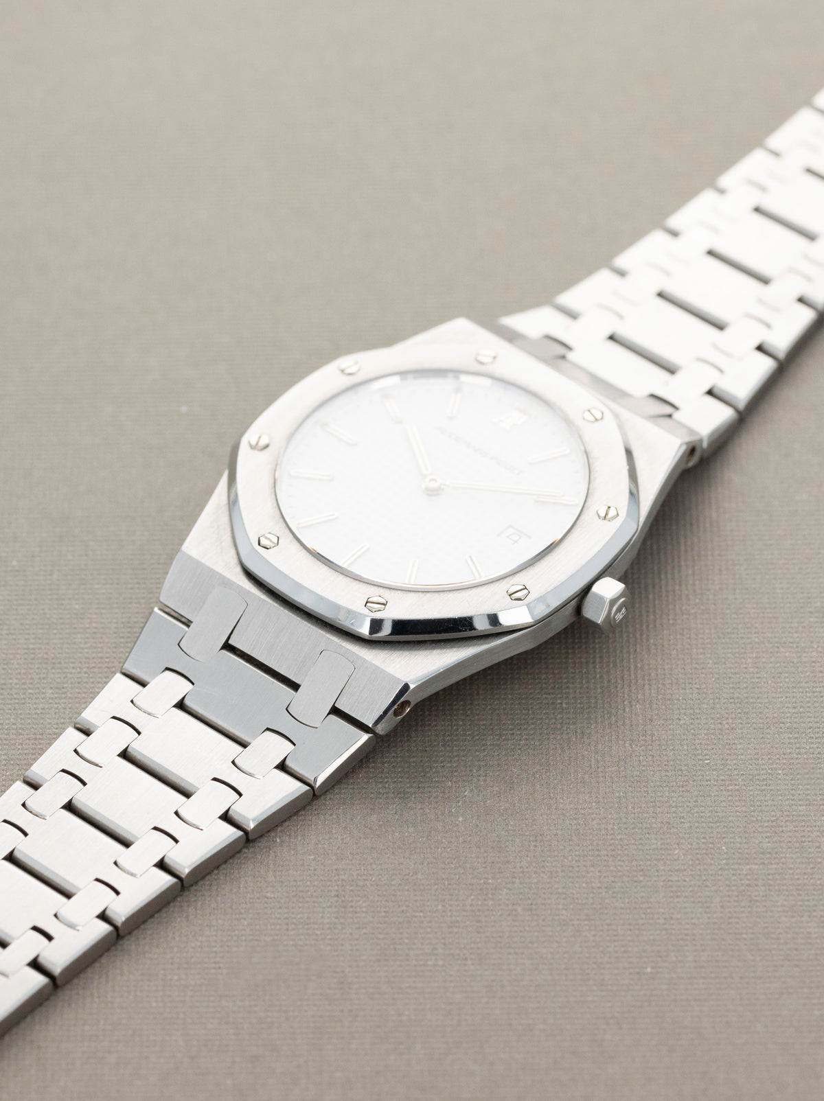 Audemars Piguet Royal Oak Ref. 56175ST - White Dial Unpolished