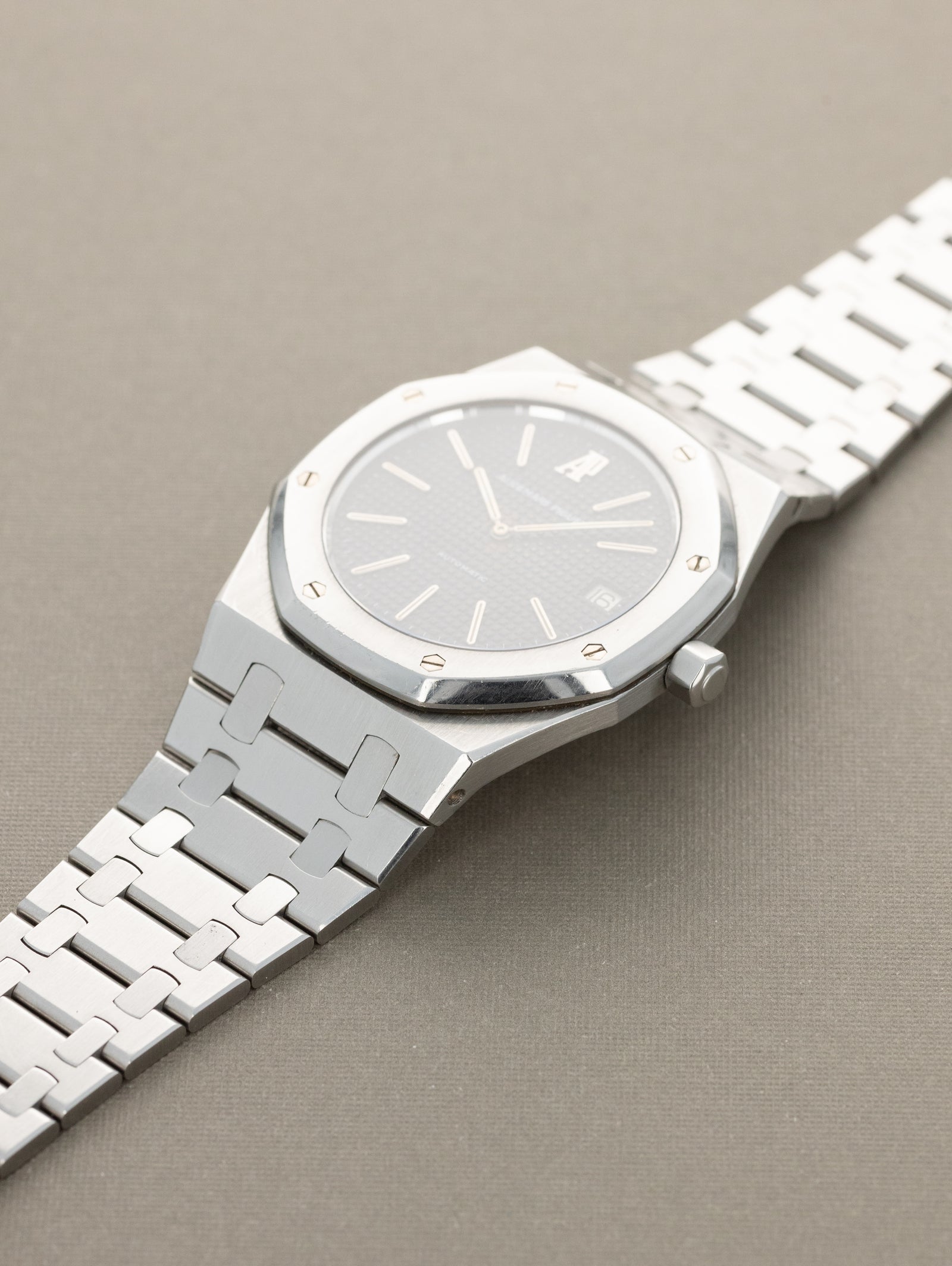 Audemars Piguet Royal Oak Ref. 5402ST - 'Jumbo' Grey Patina Dial