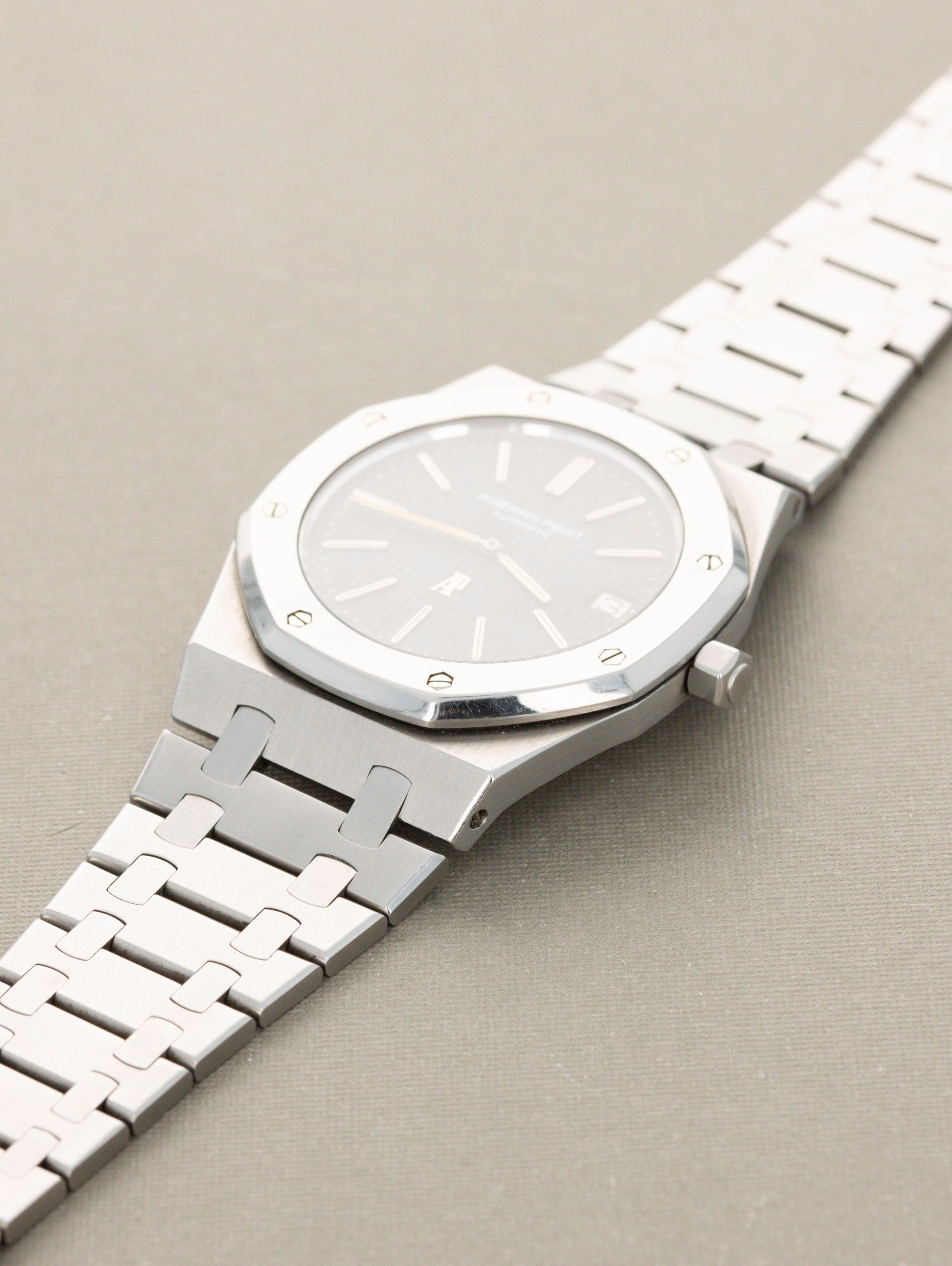 Ap watch logo new arrivals