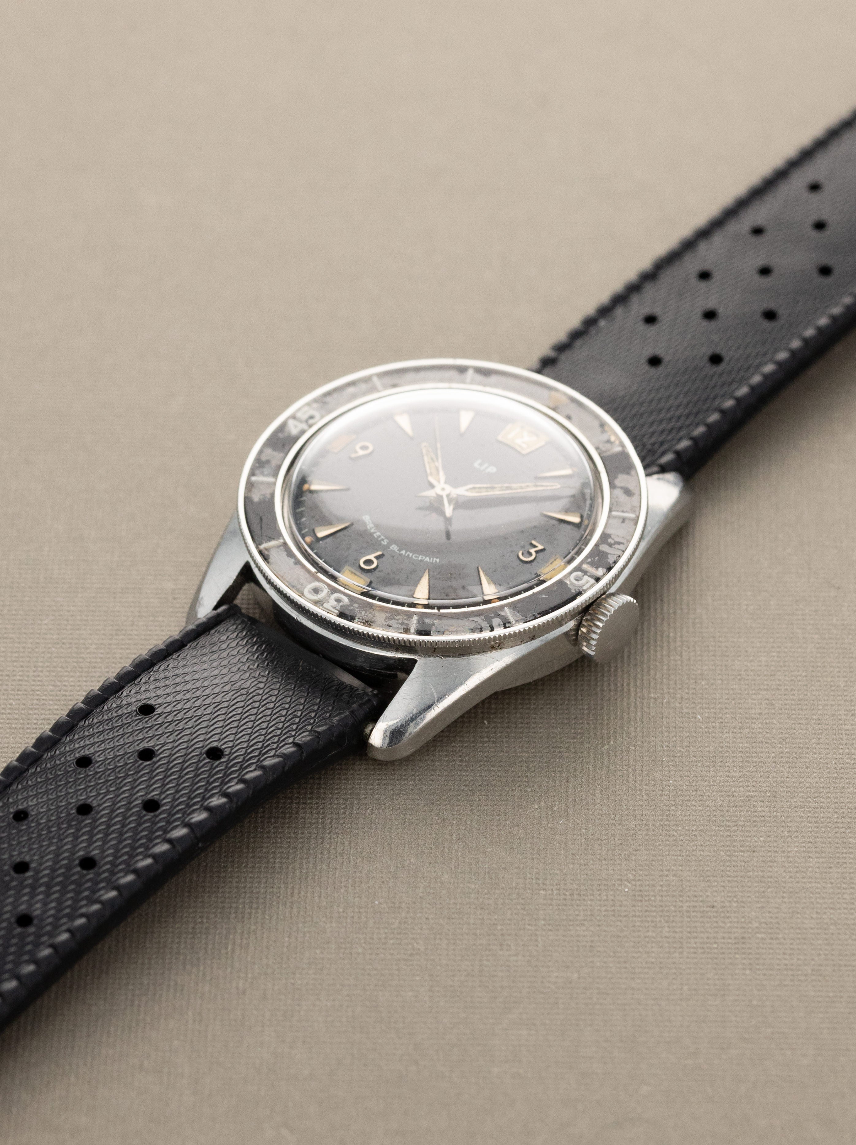 LIP 'Brevets Blancpain' - Gloss Black Tritium Dial Unpolished