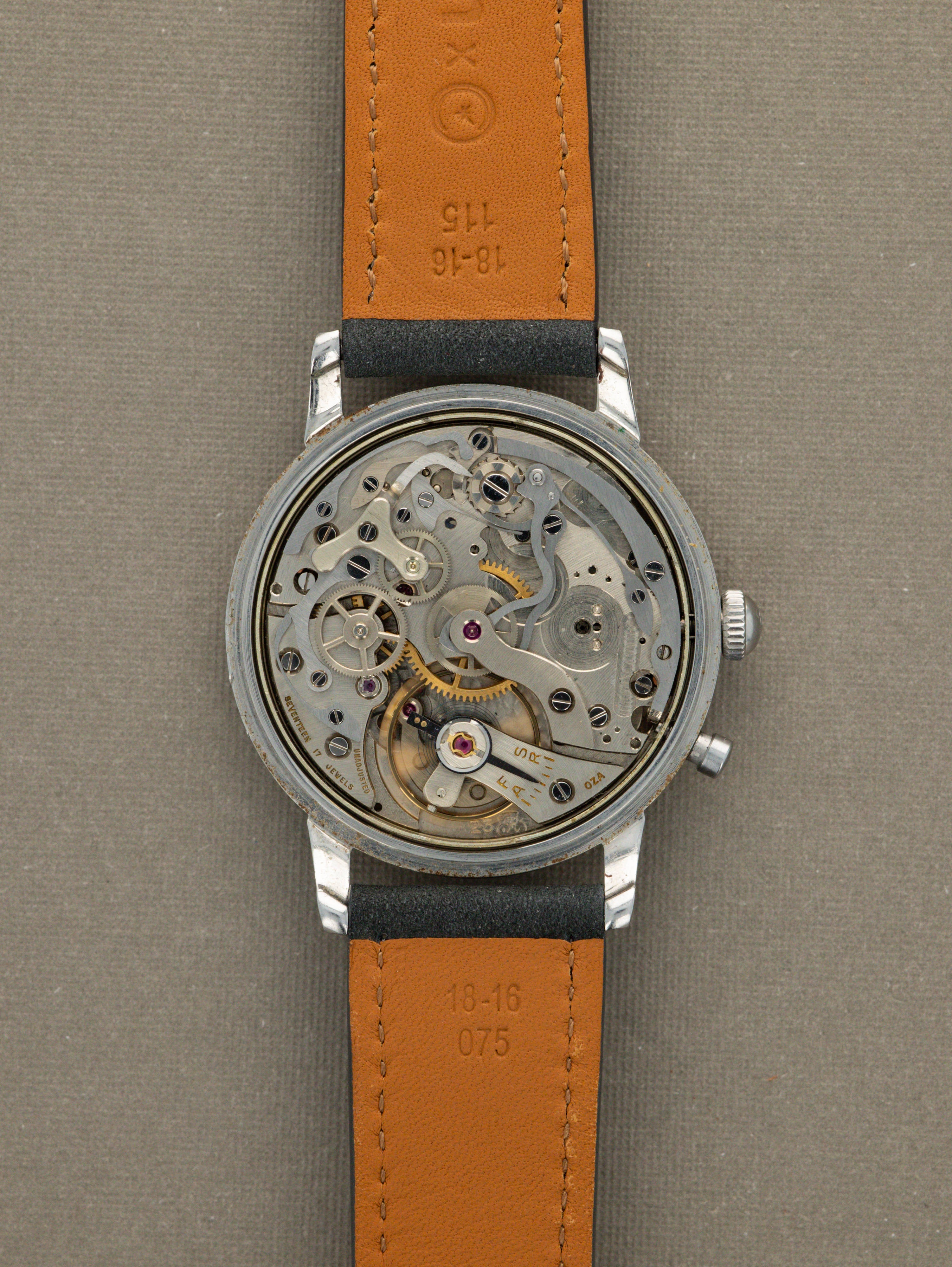 DOXA Sfygmos Ref. 7003-4 - Silver 'Pulsations' Dial Unpolished