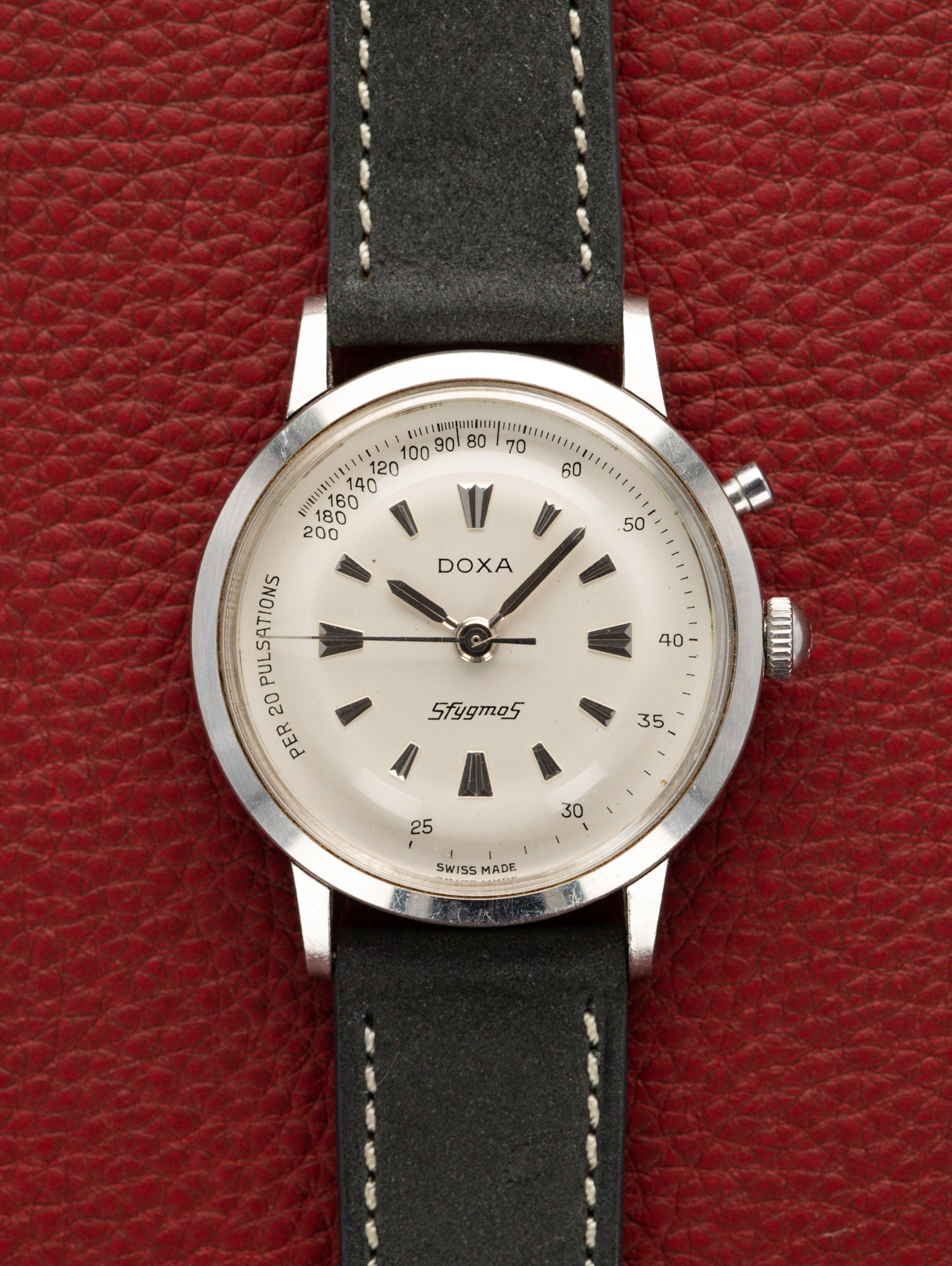 DOXA Sfygmos Ref. 7003-4 - Silver 'Pulsations' Dial Unpolished