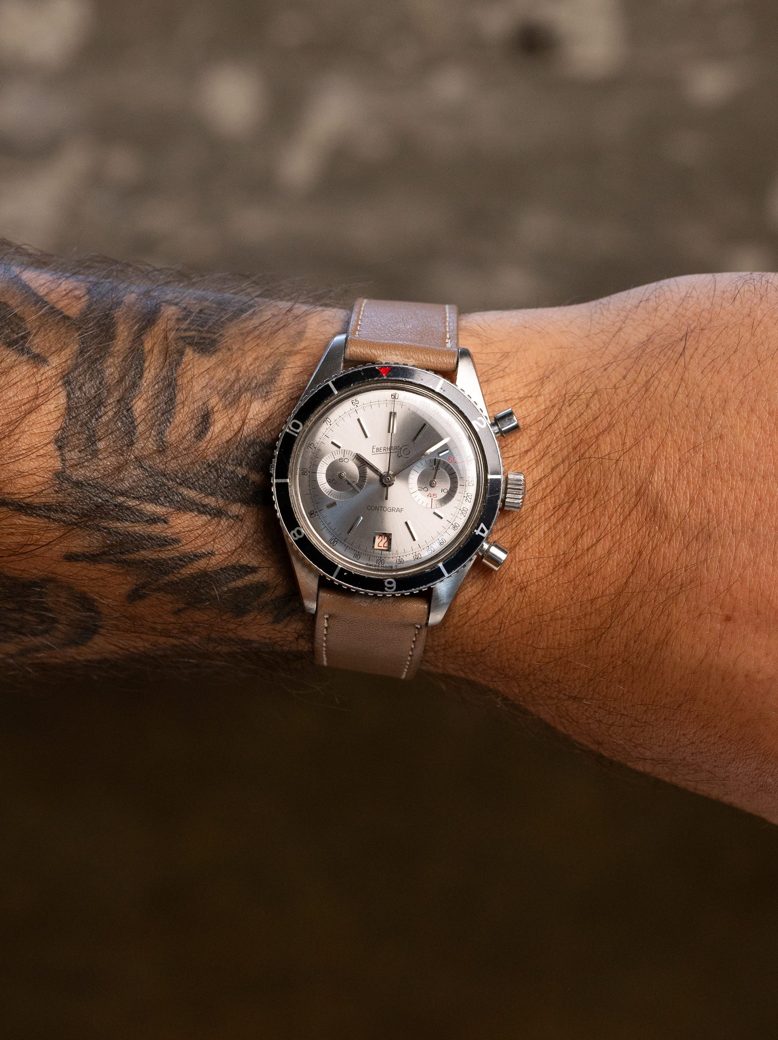 Eberhard and Co. Contograf Ref. 131501 - Sunburst Silver Non-Luminous Dial Unpolished