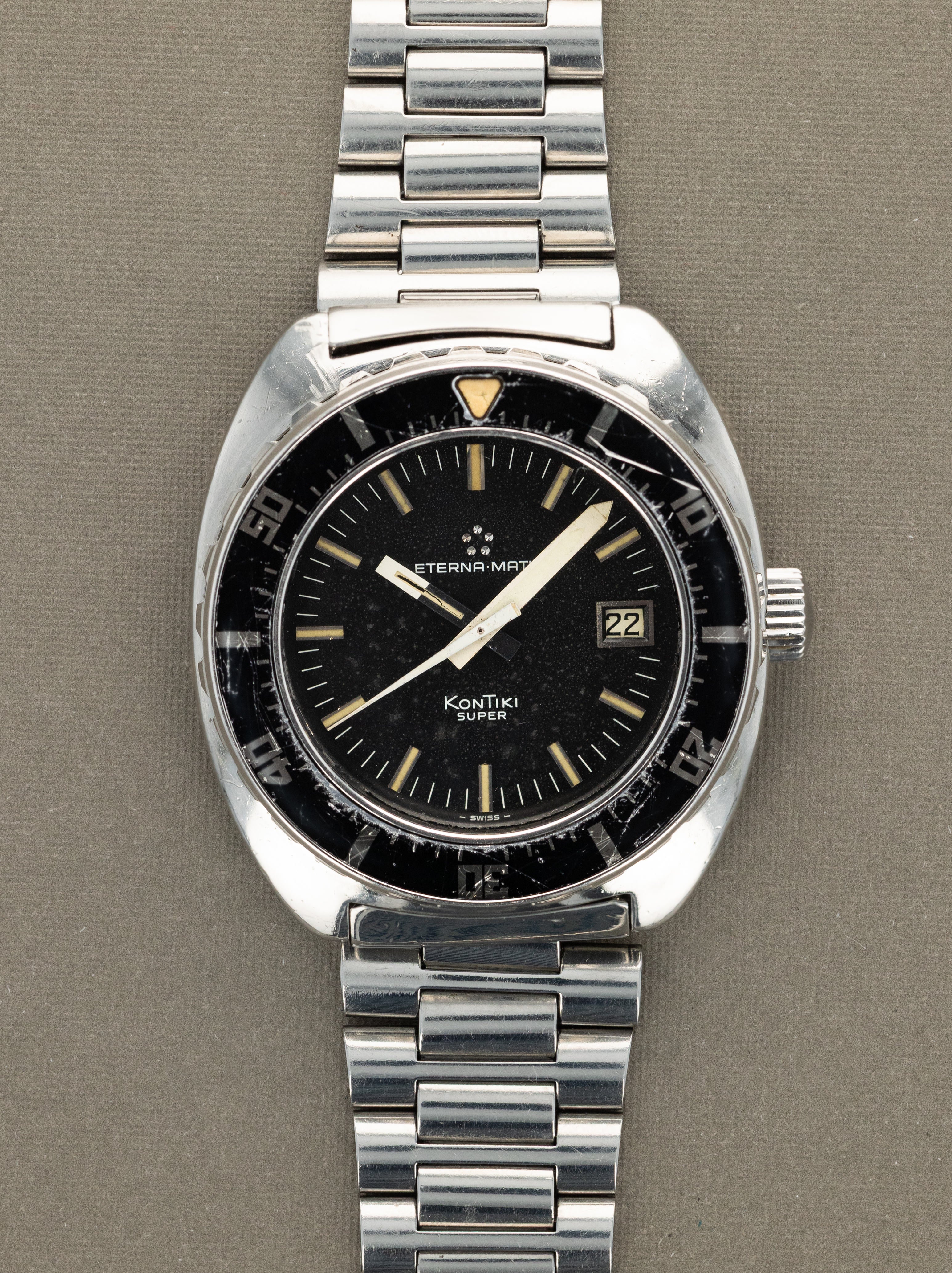 Eterna Super KonTiki Ref. 1000 8943 - Patina Dial 'IDF'-Issued