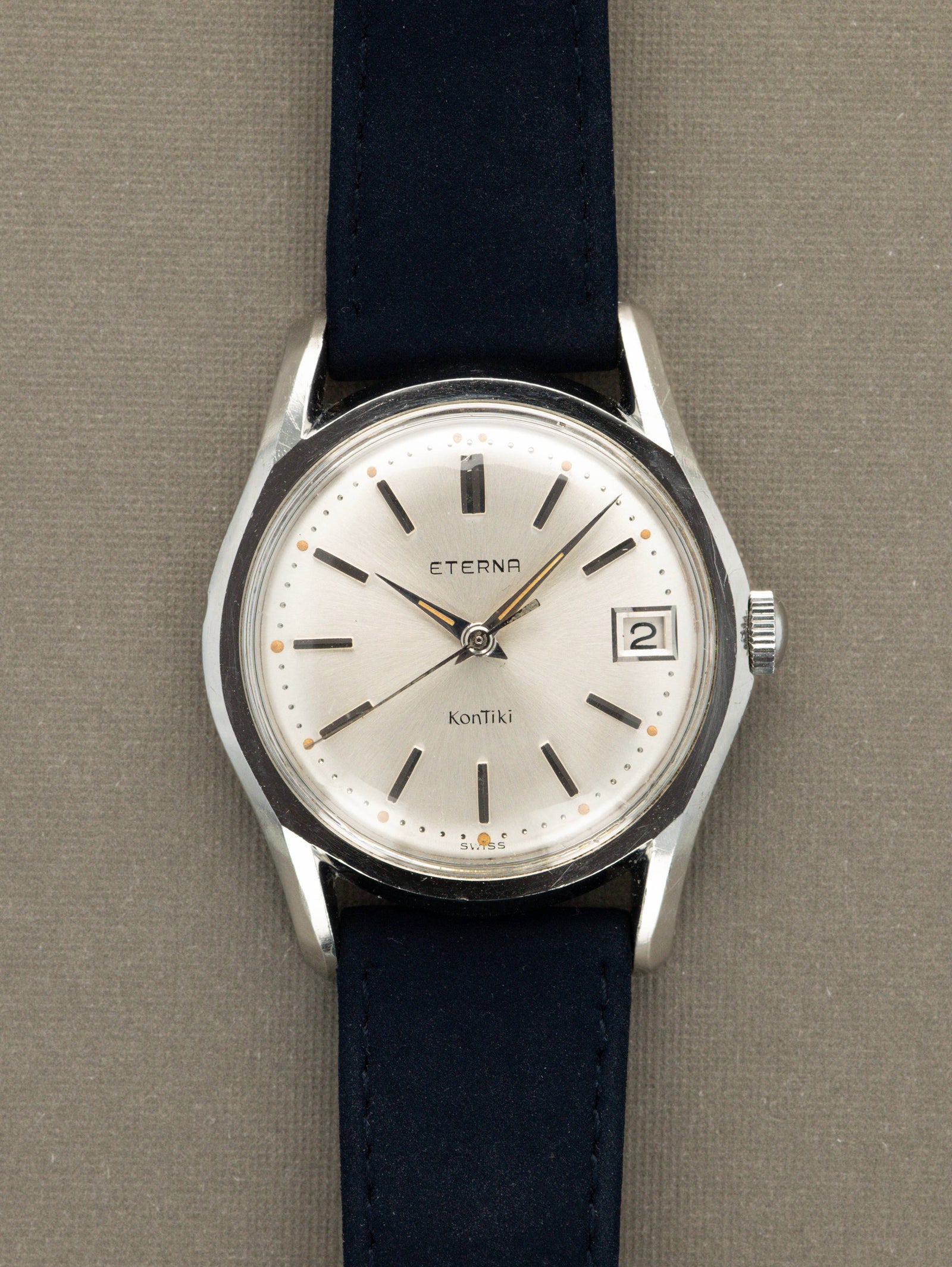 Eterna KonTiki Ref. 130T - Sunburst Silver 'Domed' Dial Unpolished W/ Box