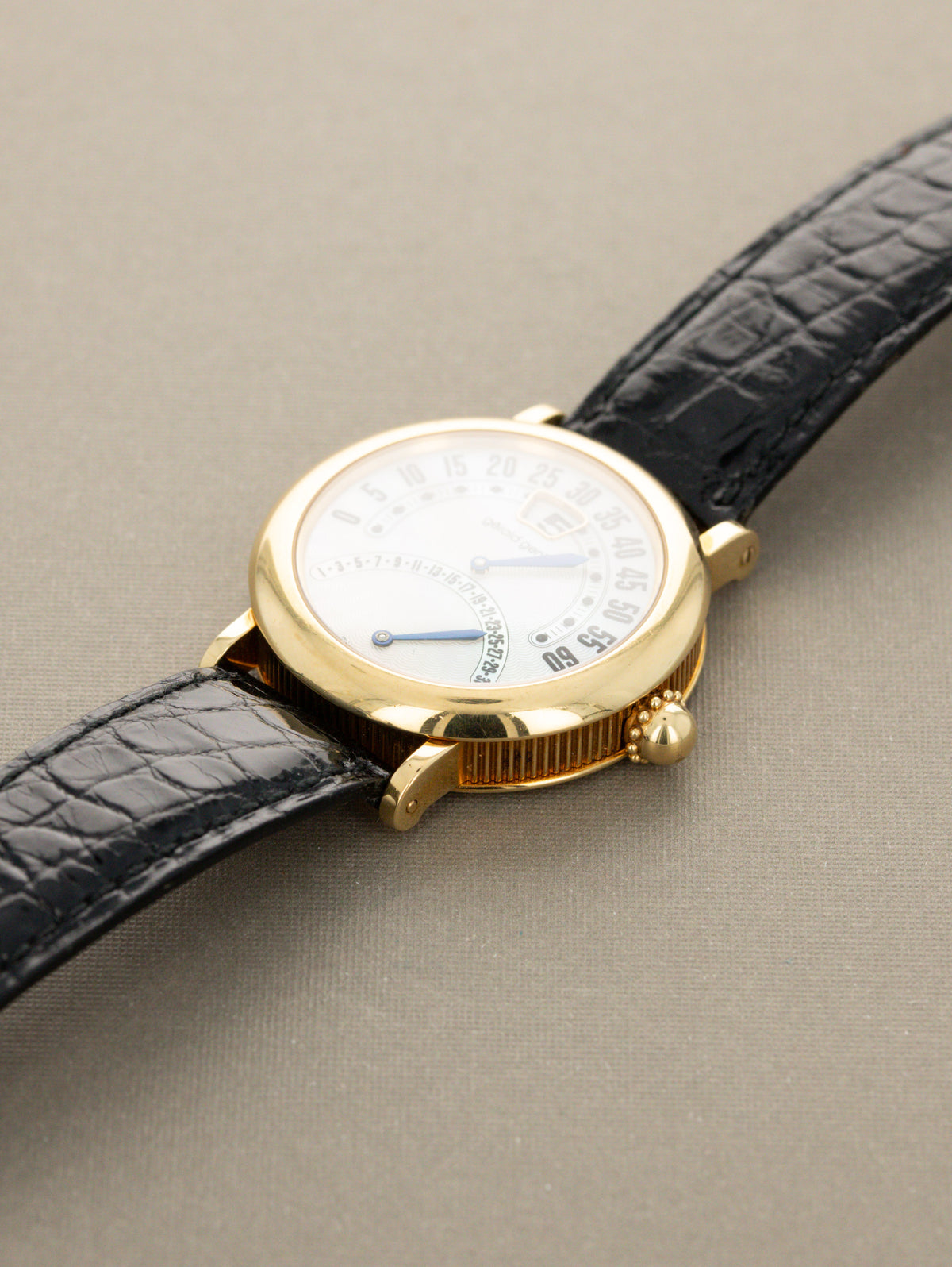 Gérald Genta BiRetro Jump Hour Ref. G.3734 - 'White 'Guilloche' MOP Dial Unpolished w/ Booklet