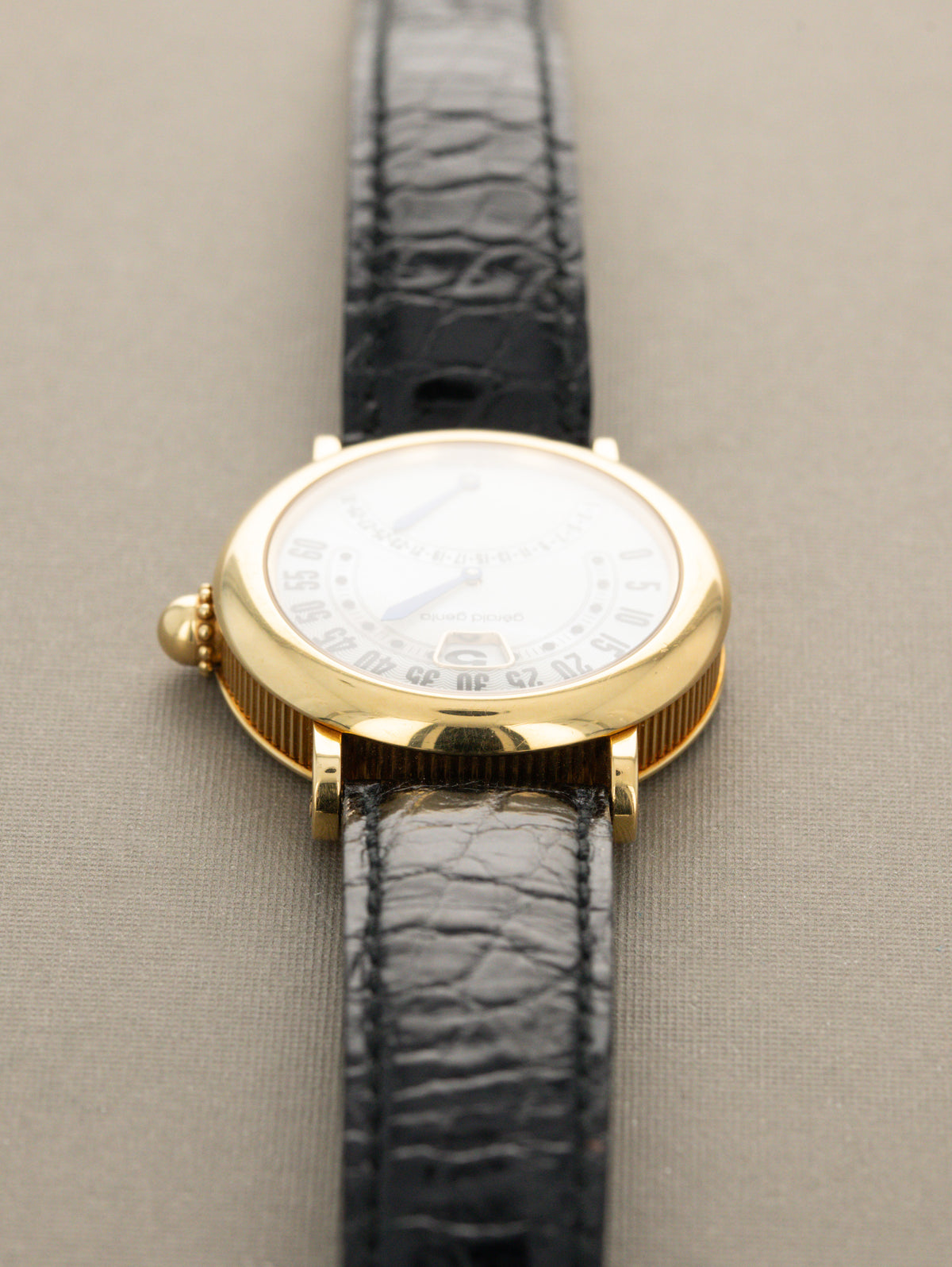 Gérald Genta BiRetro Jump Hour Ref. G.3734 - 'White 'Guilloche' MOP Dial Unpolished w/ Booklet