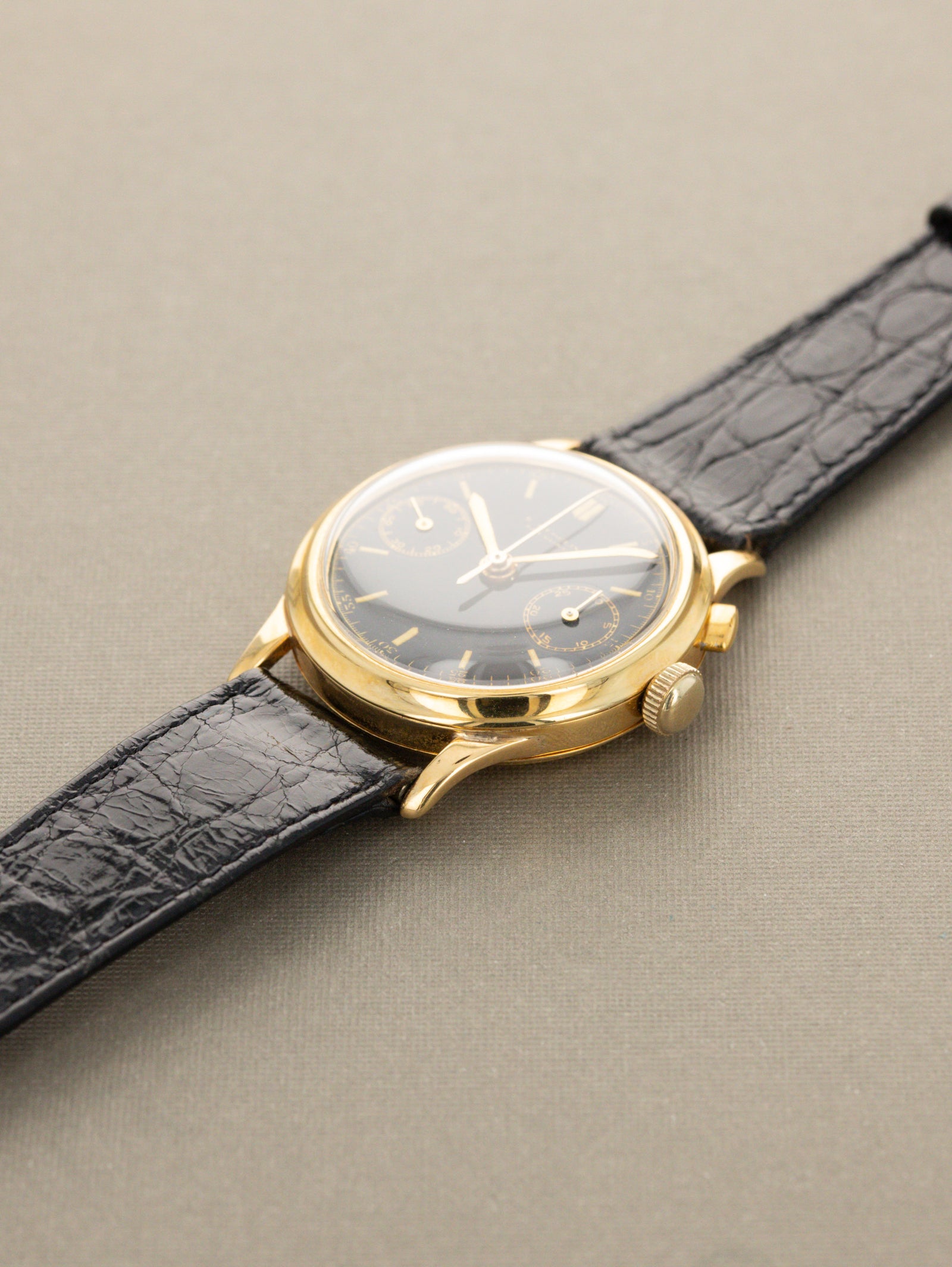 Gübelin Monopusher Chronograph 18K - Gloss Black Dial