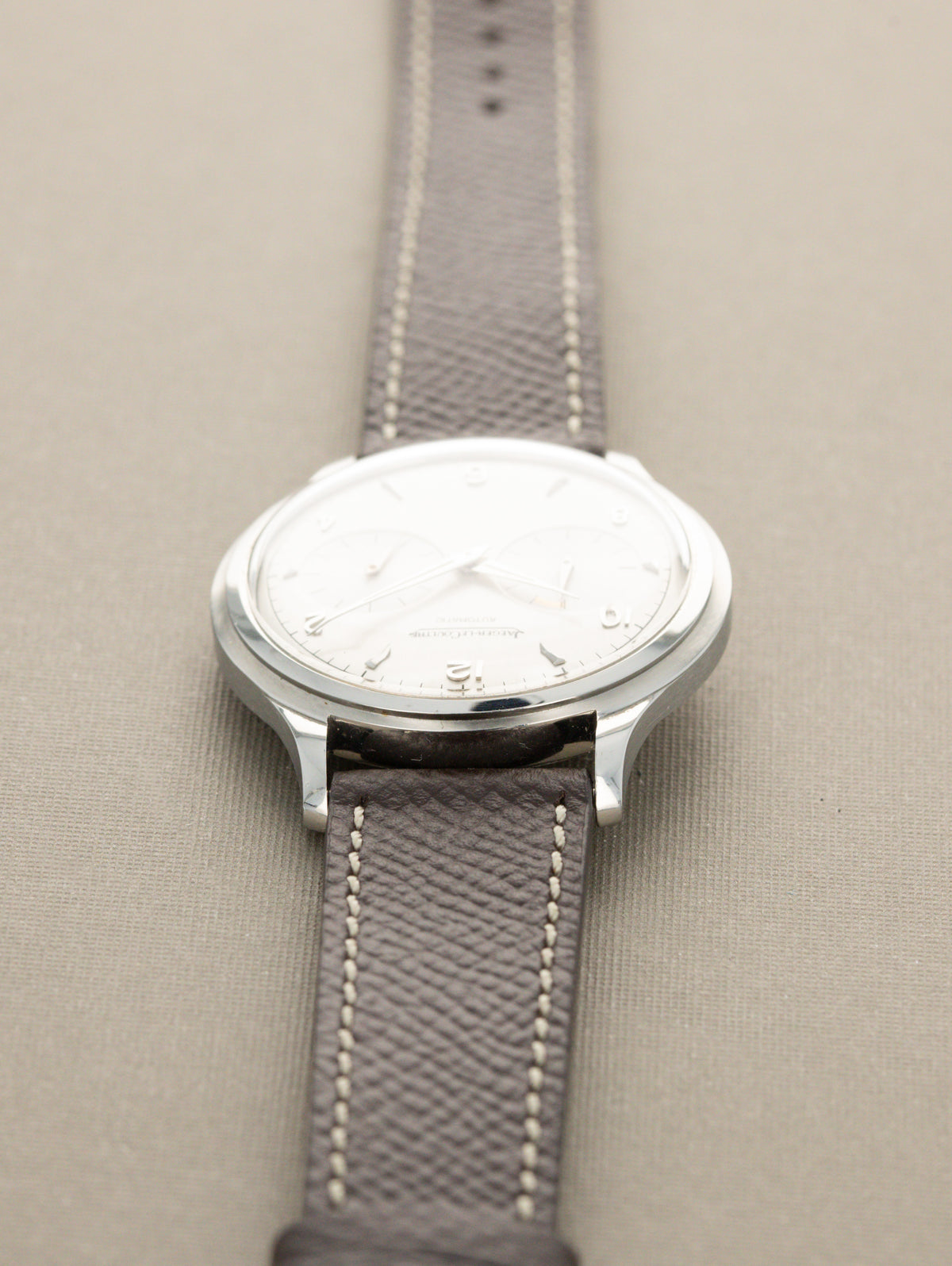 Jaeger-LeCoultre Futurematic Ref. E501 - Satin Silver Dial